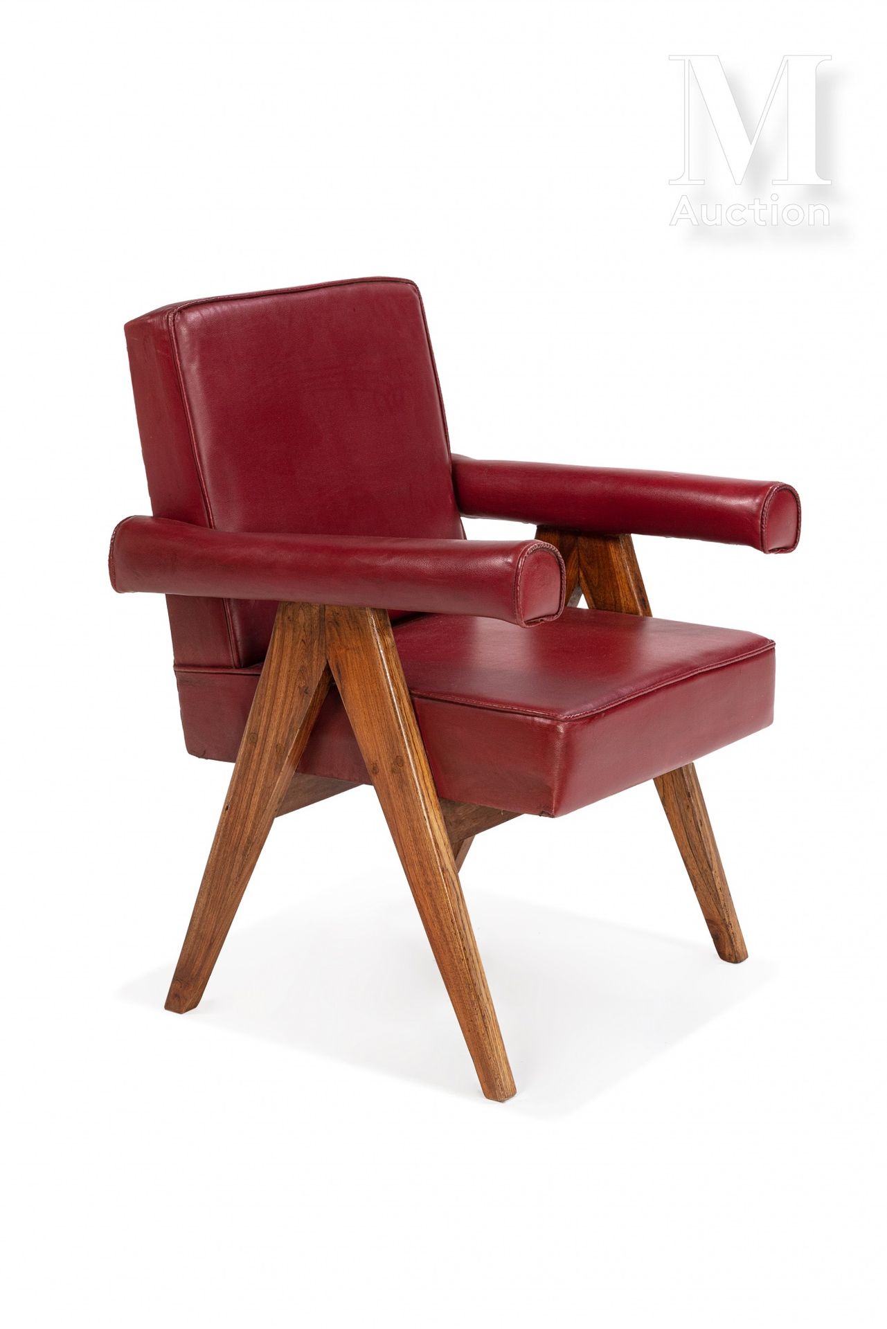 PIERRE JEANNERET (1896 - 1967) "委员会主席

1953-54

实心柚木和红色皮革扶手椅。

背面栏杆上标有 "P.G.I - &hellip;