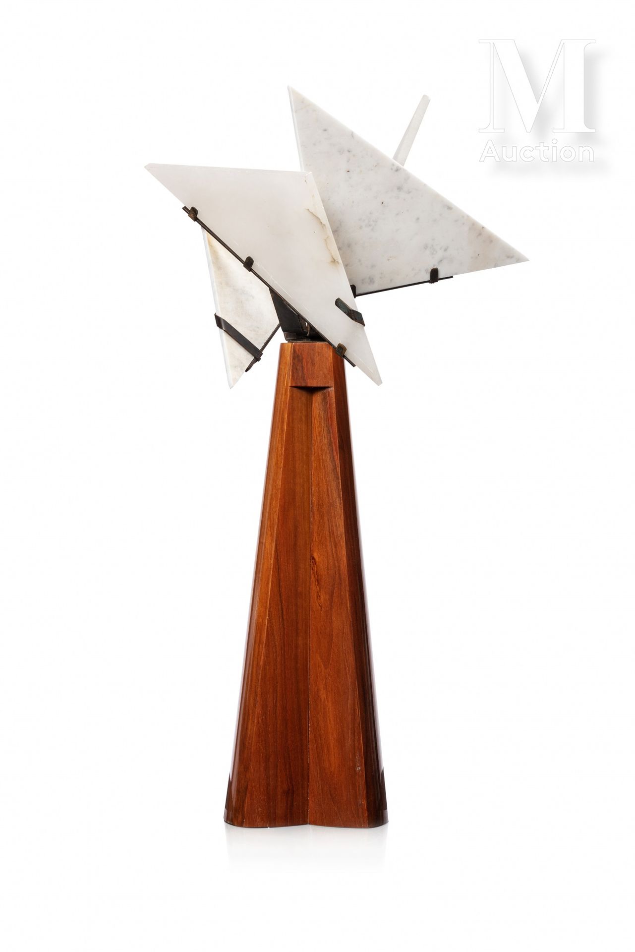 Editions Pierre CHAREAU "Religious"

Mahogany veneer desk lamp enclosing four tr&hellip;