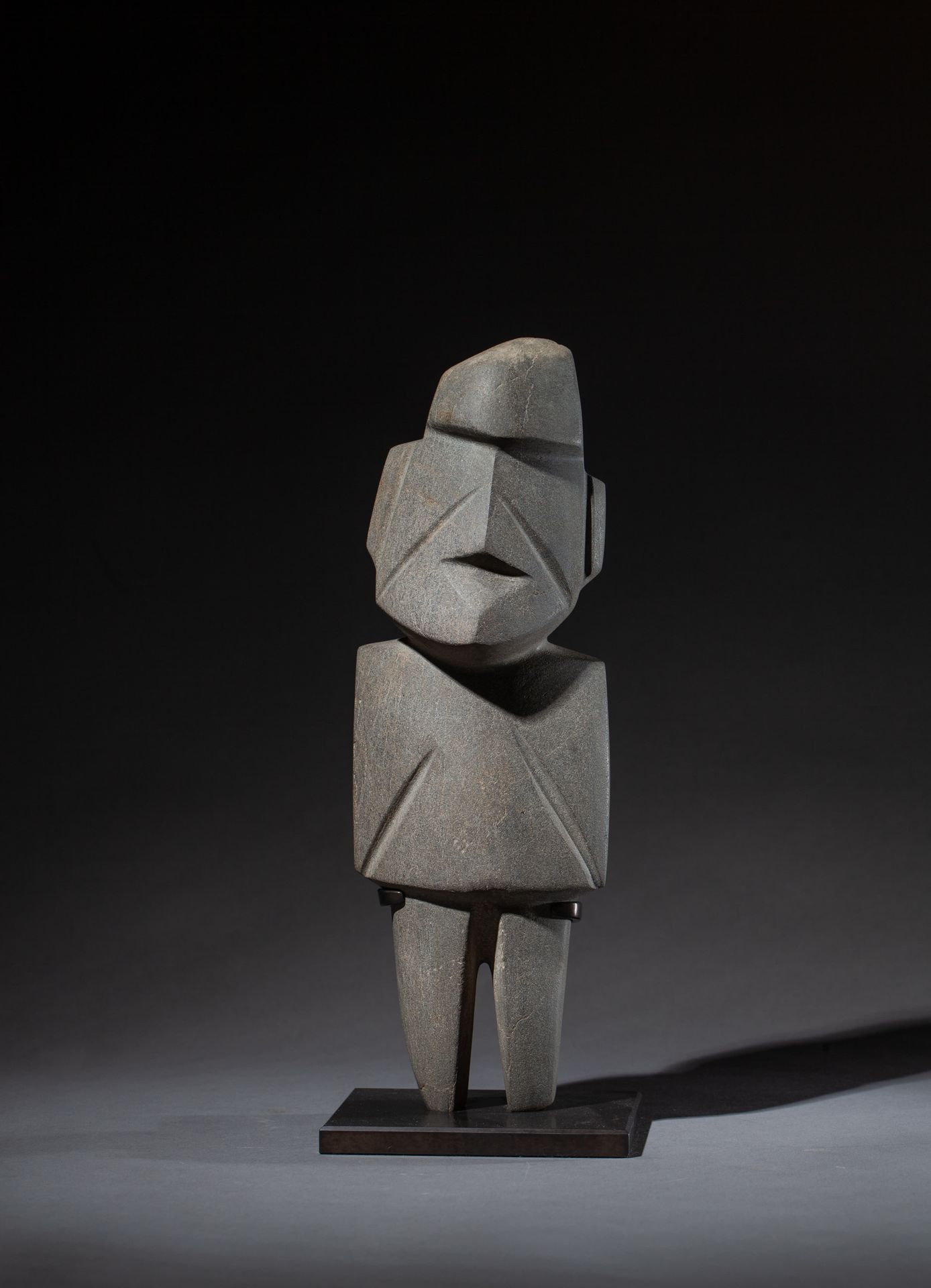 *Idole anthropomorphe 
representing a standing figure, with a bulging forehead, &hellip;