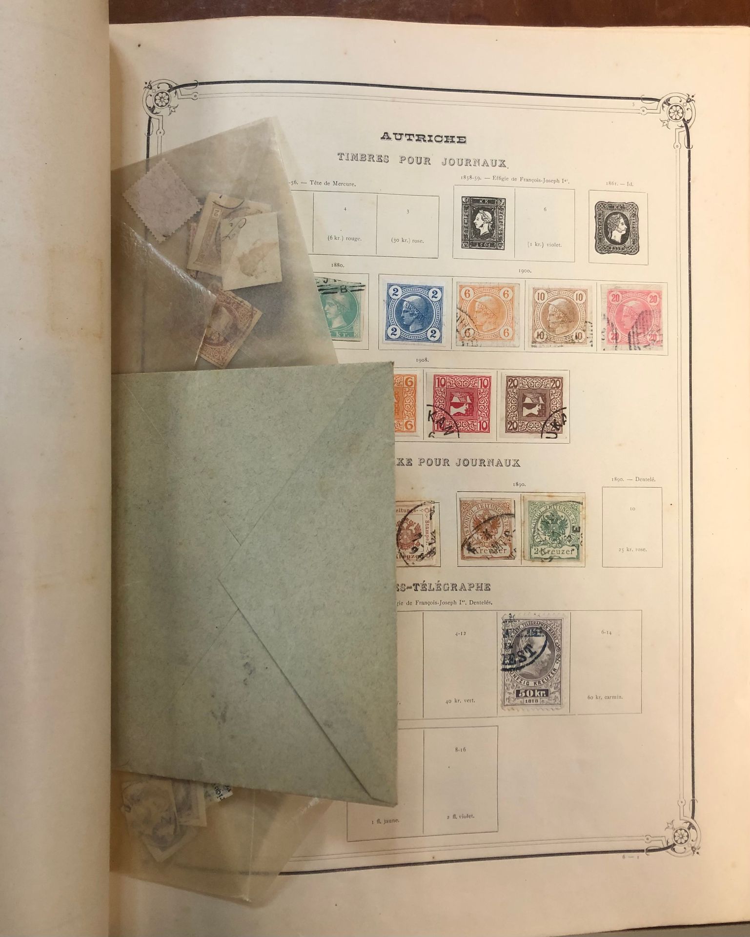 Null TIMBRES - MONDE

Lot de deux classeurs de timbres