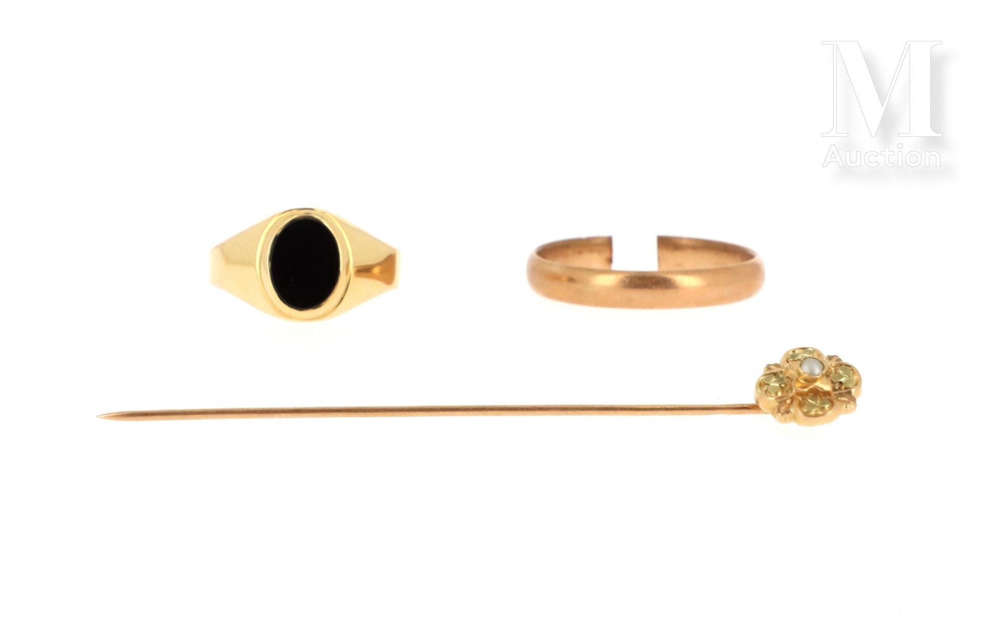 LOT de bijoux Schmuckset aus 18 K Gelbgold (750 °/°°), bestehend aus :

einem ov&hellip;