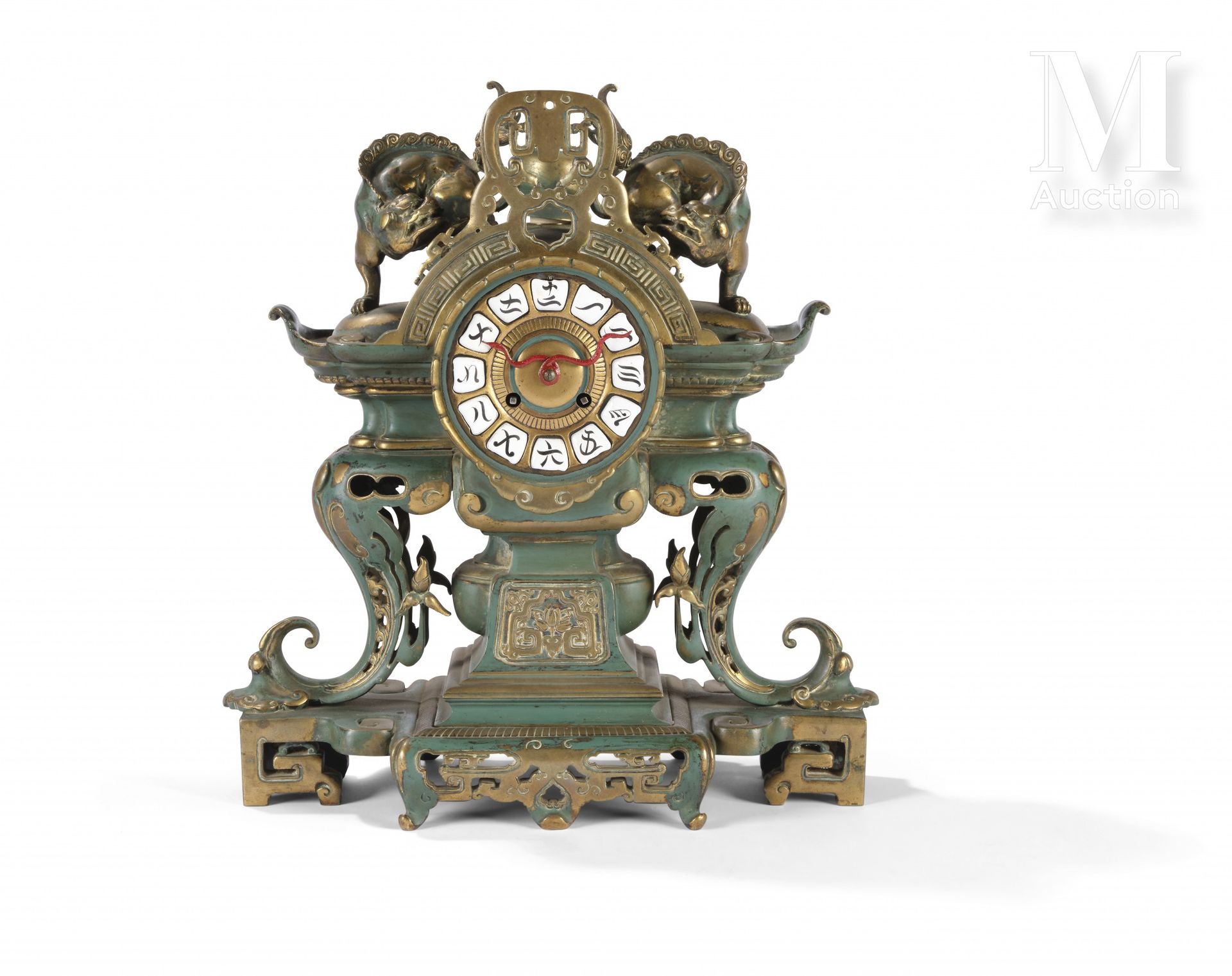 Pendule dans le goût de l’Extrême-Orient, in green lacquered and gilt bronze in &hellip;