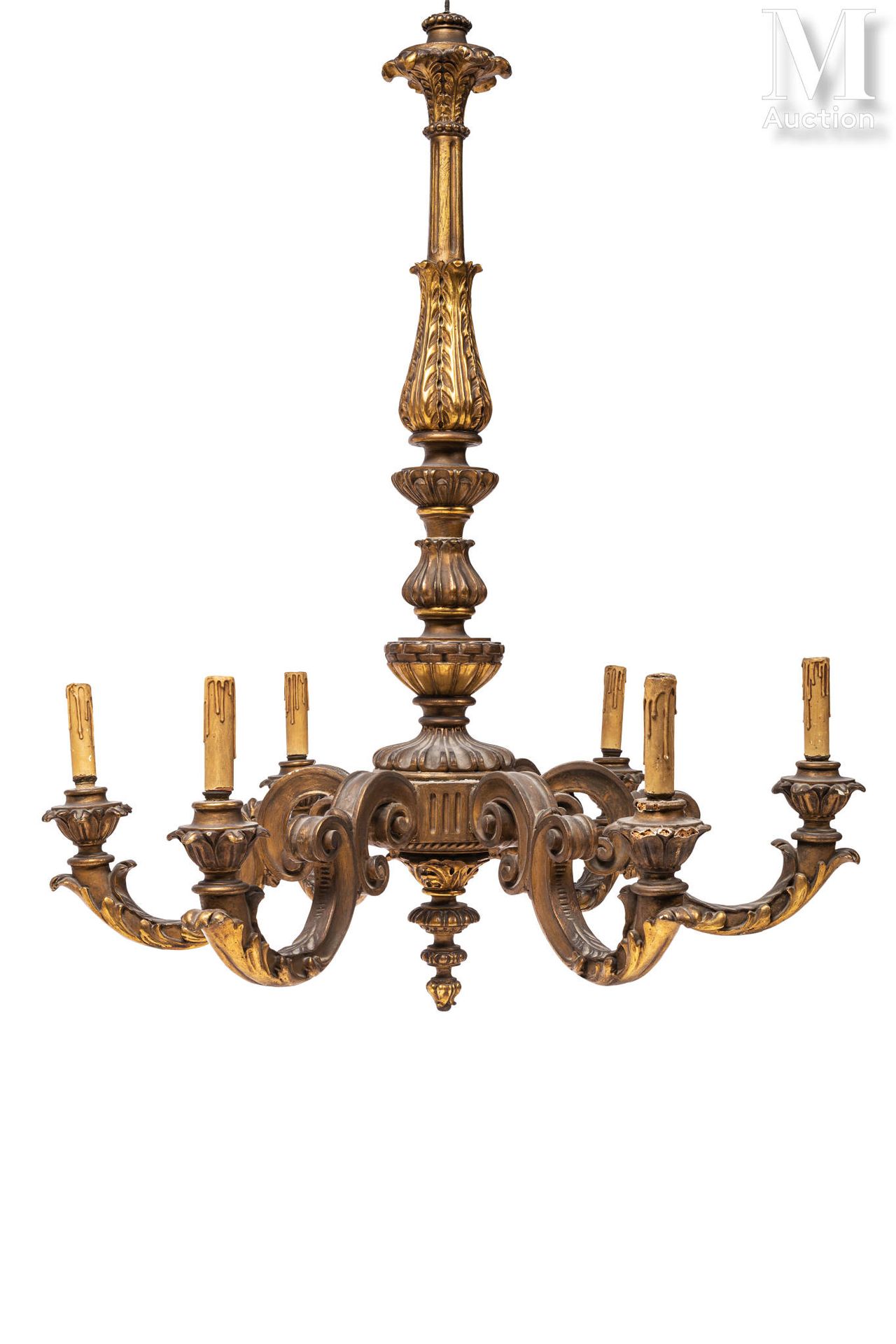 Lustre en bois doré the shaft of baluster form decorated with flutes, acanthus l&hellip;