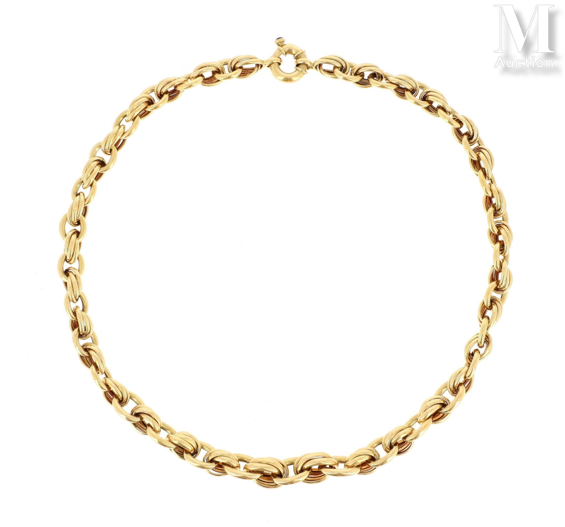 COLLIER Halskette aus 18 K Gelbgold (750 °/°°), die aus ovalen Gliedern und Drei&hellip;