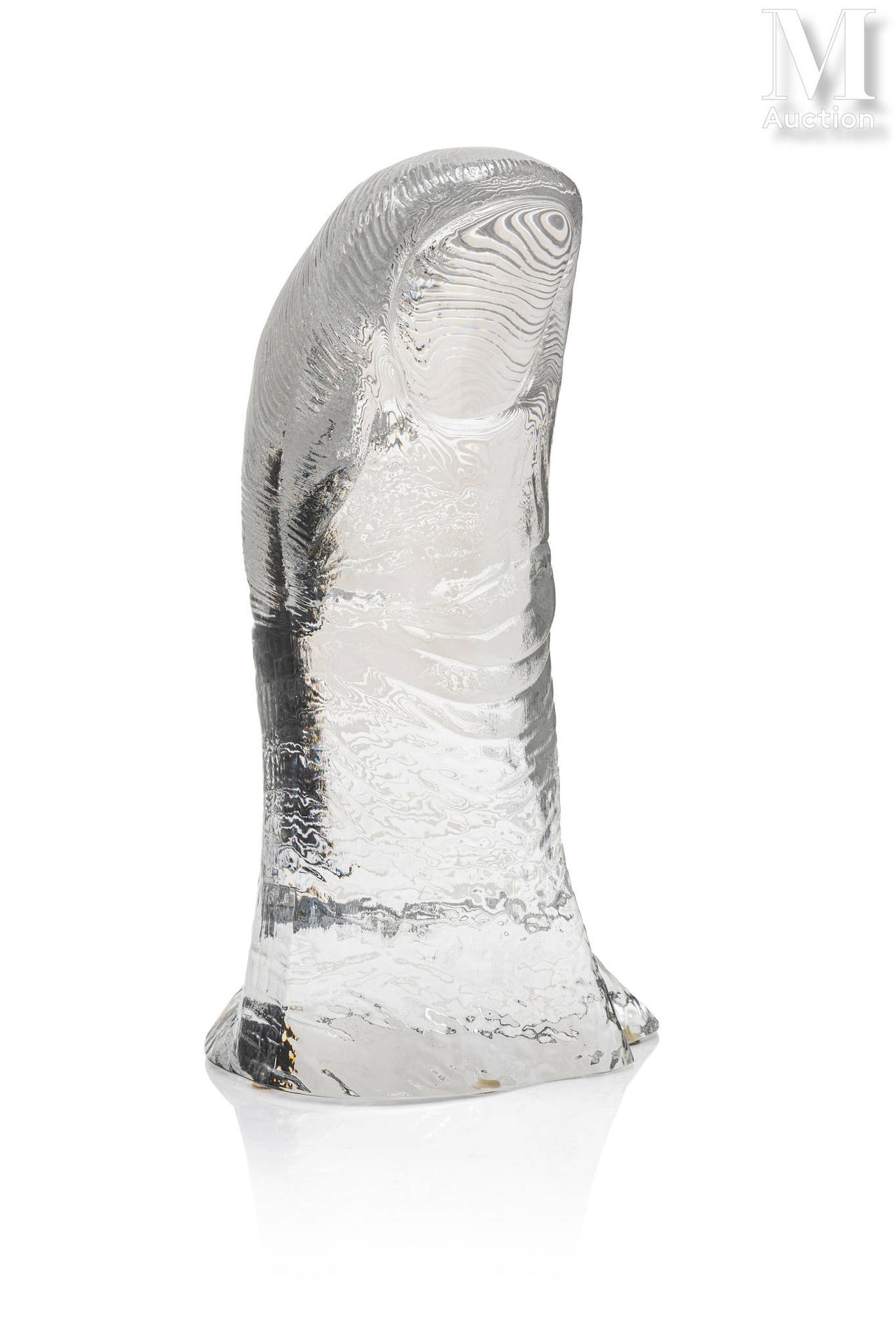César (1921-1998) 拇指》，1975年

水晶，雕塑上有签名，编号为64/300，底座上刻有Daum France字样

高度：29厘米



&hellip;