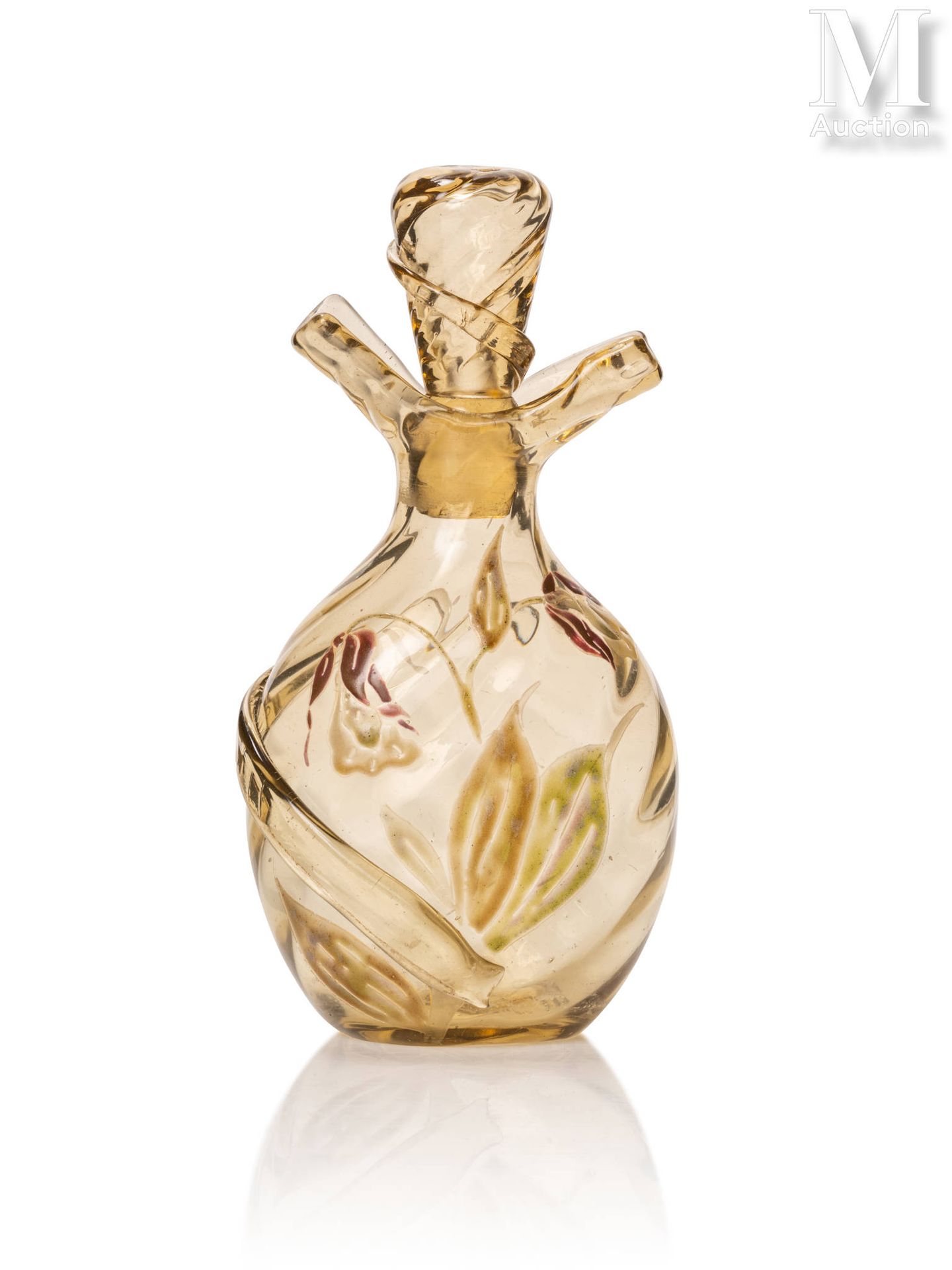 Emile GALLE (1846 - 1904) "兰花

透明琥珀色玻璃瓶，卵圆形，颈部呈双叶状，有原始瓶塞。多色珐琅彩的兰花装饰和长线应用连接到热。

底&hellip;