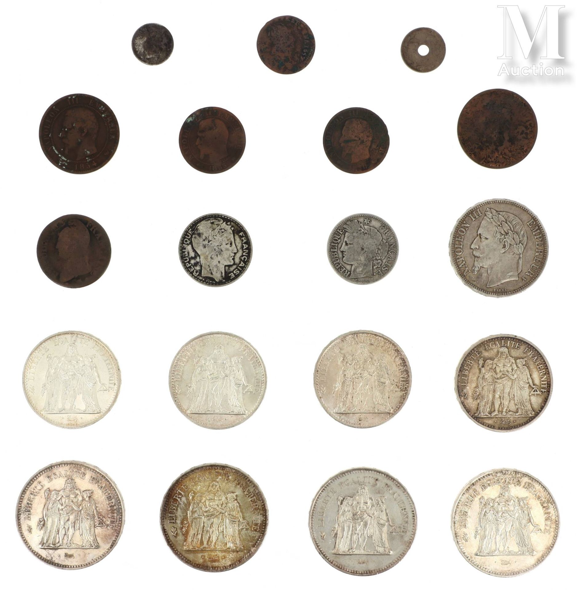 LOT DE PIECES DE MONNAIE EN ARGENT 一批银币包括:

- 4艘50FF大力士（1976年，2艘1977年和1978年）。

-&hellip;