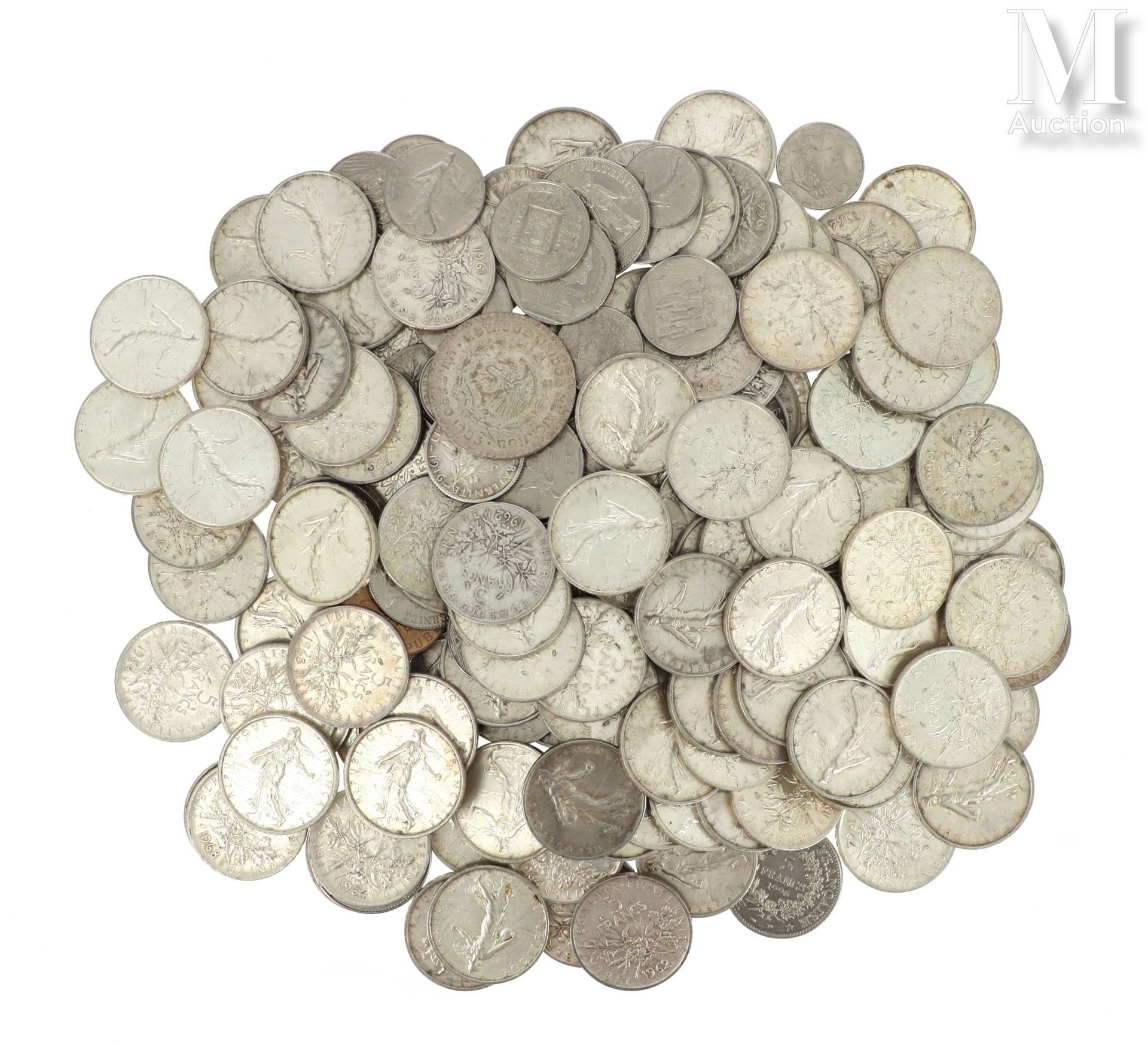 Lot de 5 FF Semeuse argent Lot of 190 pieces of 5 FF Semeuse in silver. 

Gross &hellip;