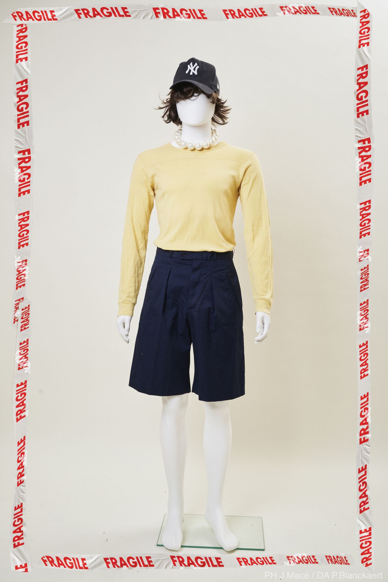 MAISON MARTIN MARGIELA T-shirt 

pour Homme en jersey de coton et laine jaune

T&hellip;