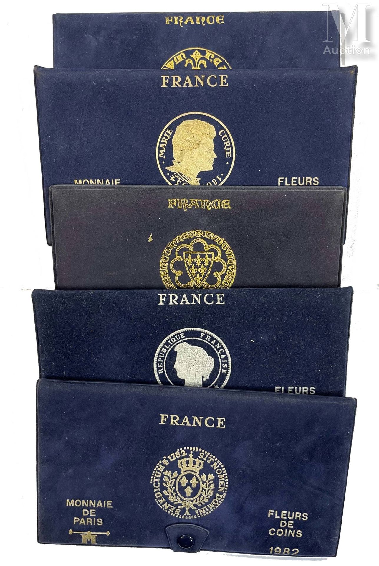 France - Monnaie de Paris 五套FDC，从1分到100法郎的完整系列，包括1979, 1980, 1982, 1983, 1984年

&hellip;