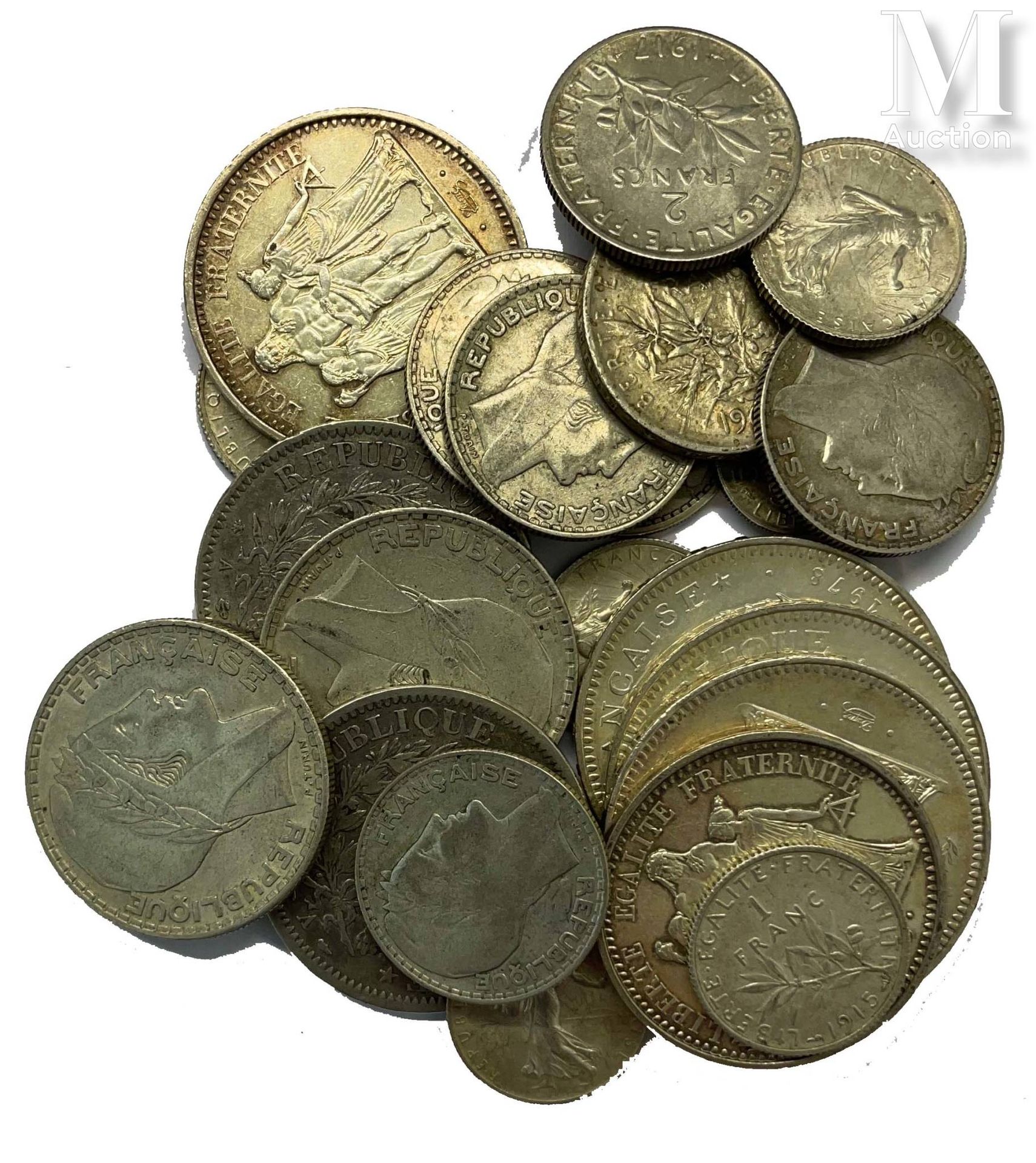 FRANCE - DIVERS Lot von verschiedenen französischen Münzen, bestehend aus : 

- &hellip;
