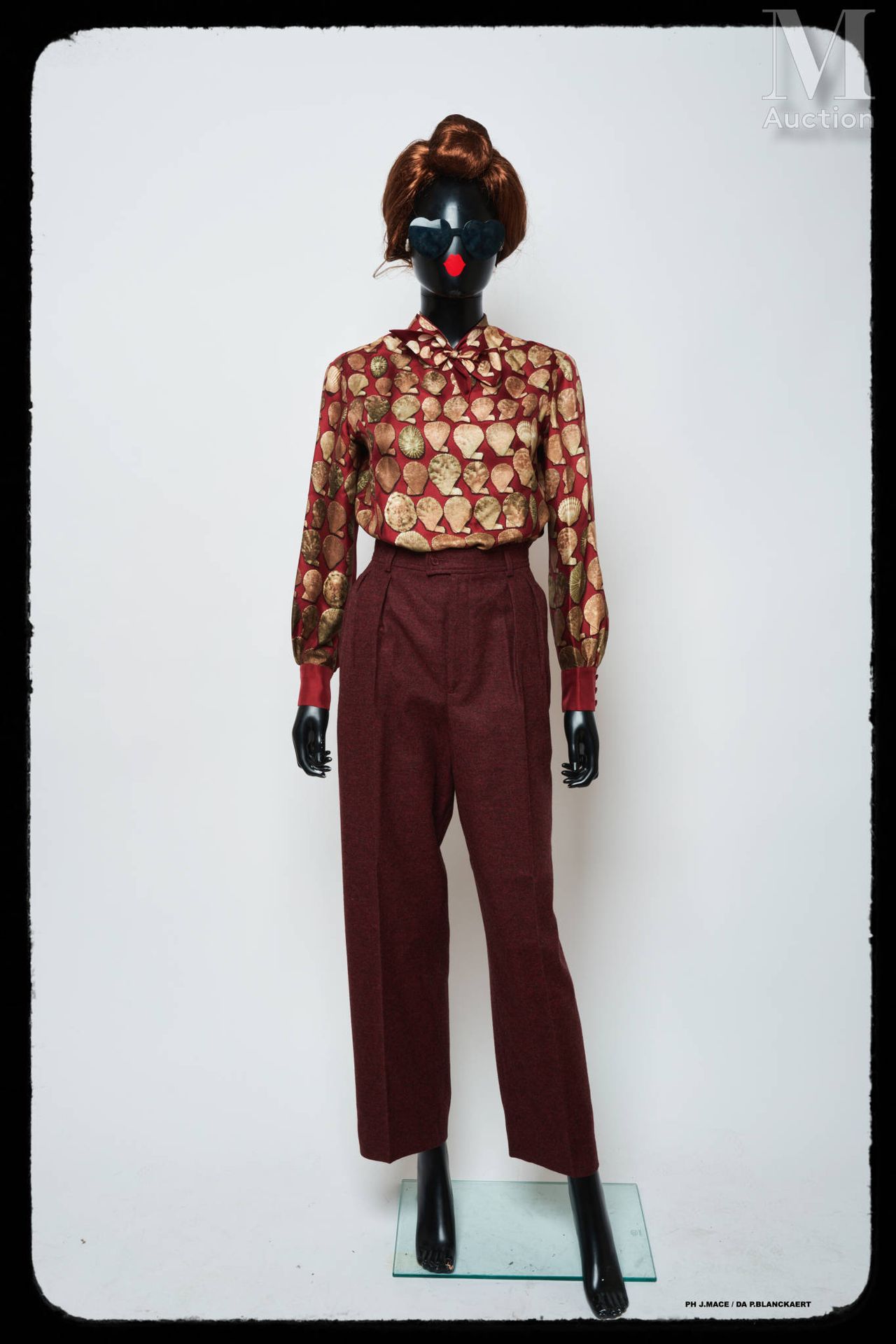 YVES SAINT LAURENT RIVE GAUCHE - 1990's Pantalones



Pantalón berenjena moteado&hellip;