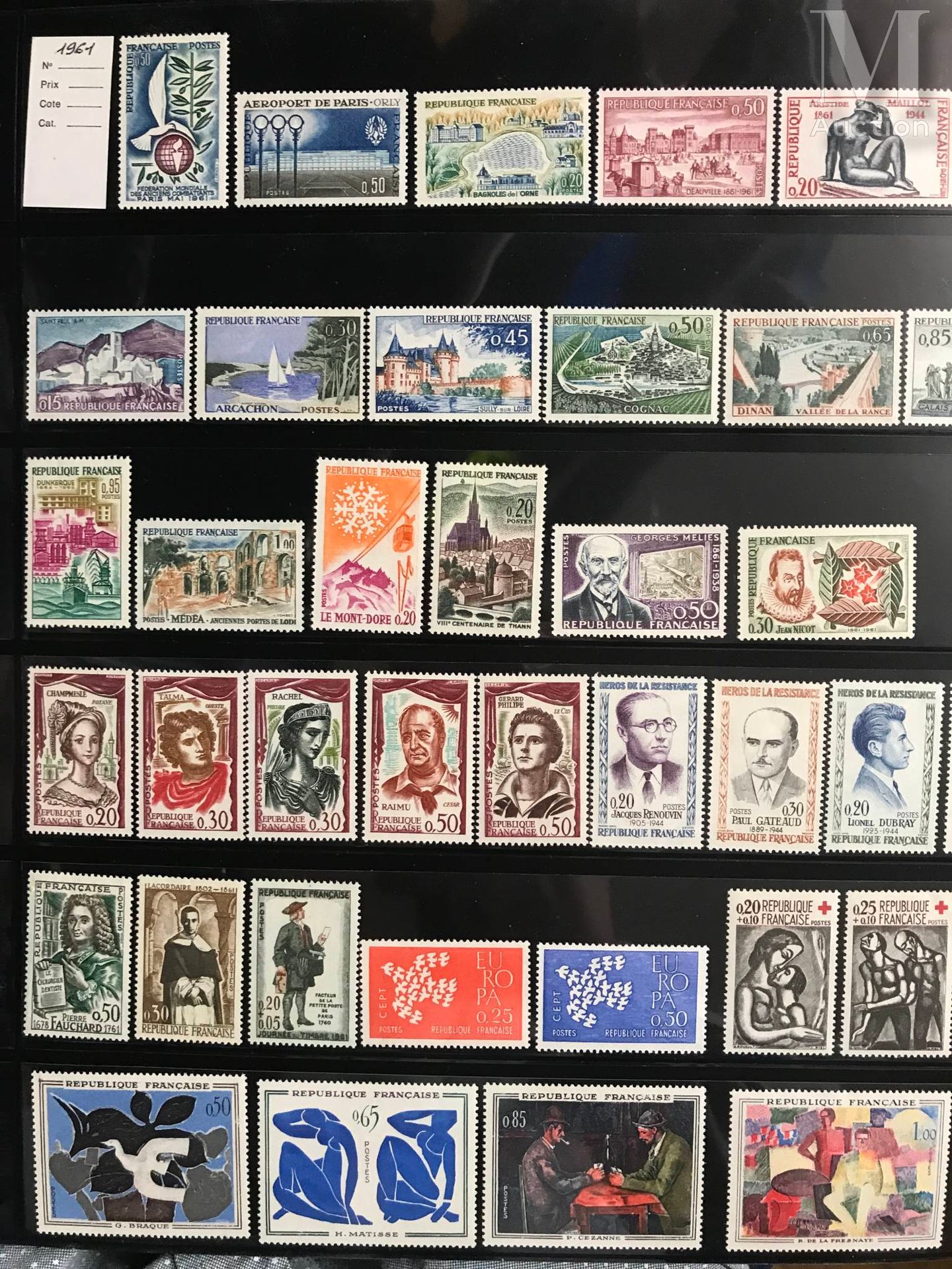 Collection de timbres en 9 volumes Frankreich und Ausland
Neu und gestempelt