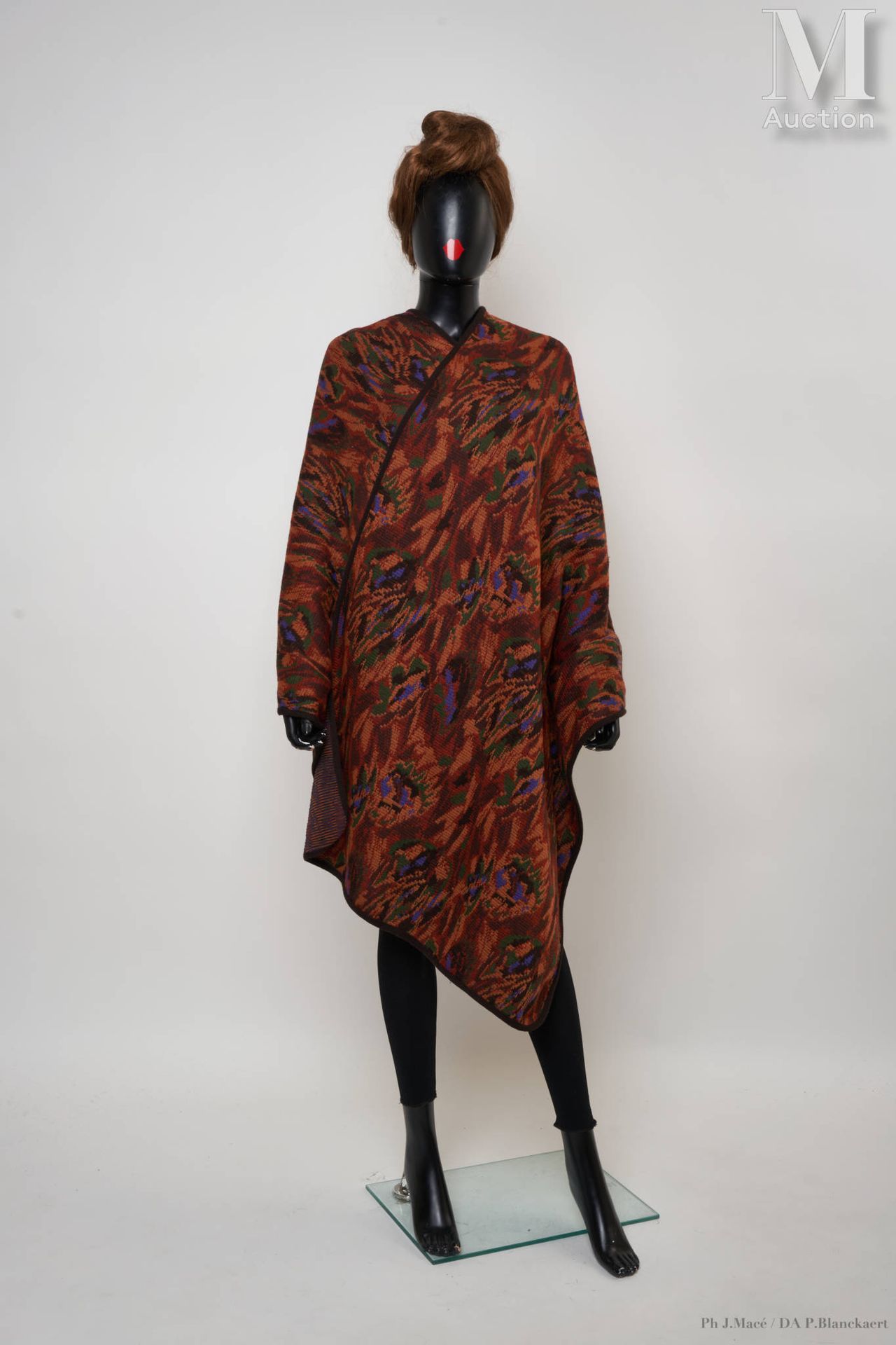 SAINT LAURENT RIVE GAUCHE - Automne-hiver 1985/86 Stole
in stylized camouflage w&hellip;