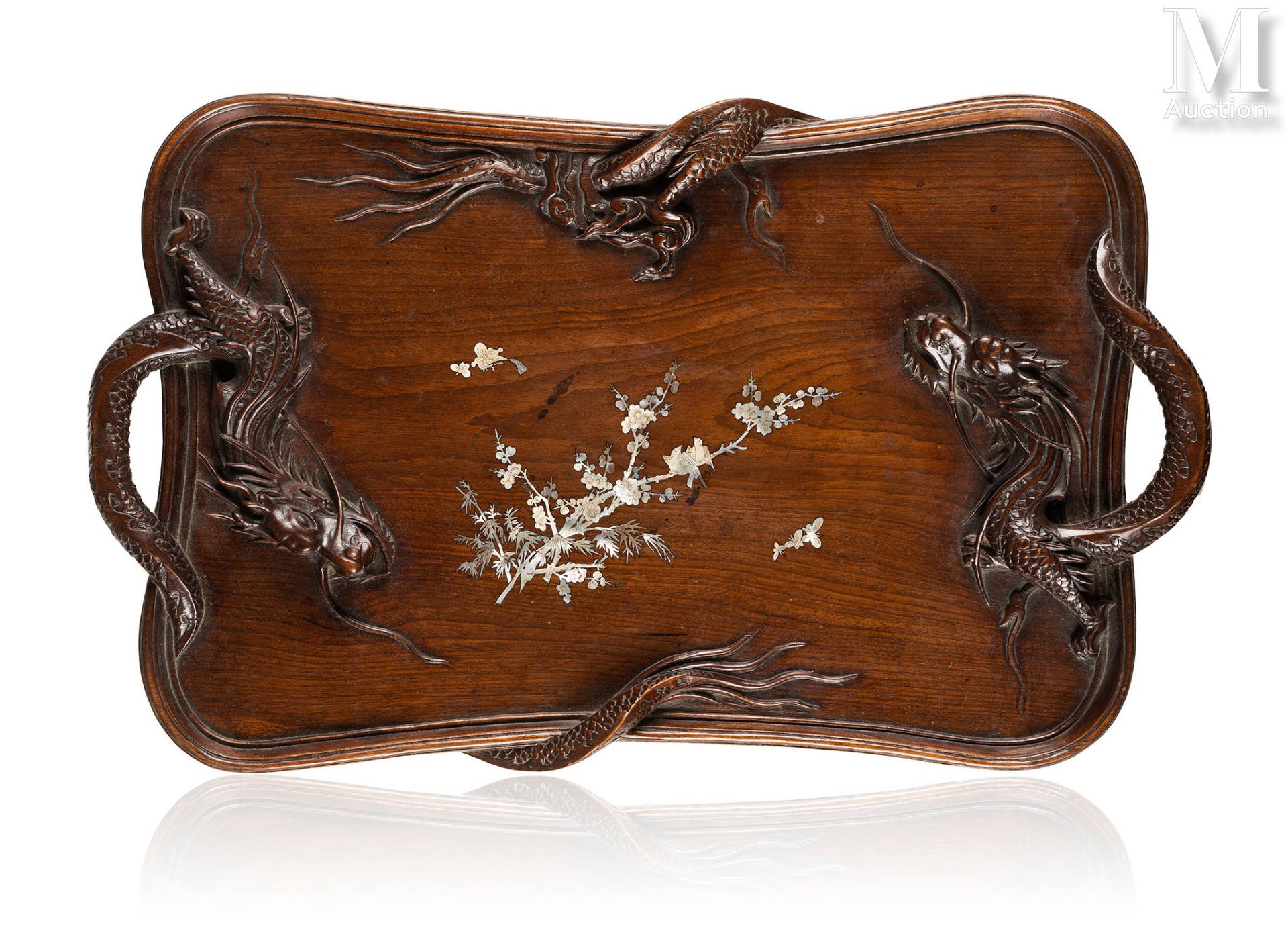 VIETNAM, XXe siècle Carved wooden tray

of quadrangular form, presenting a decor&hellip;
