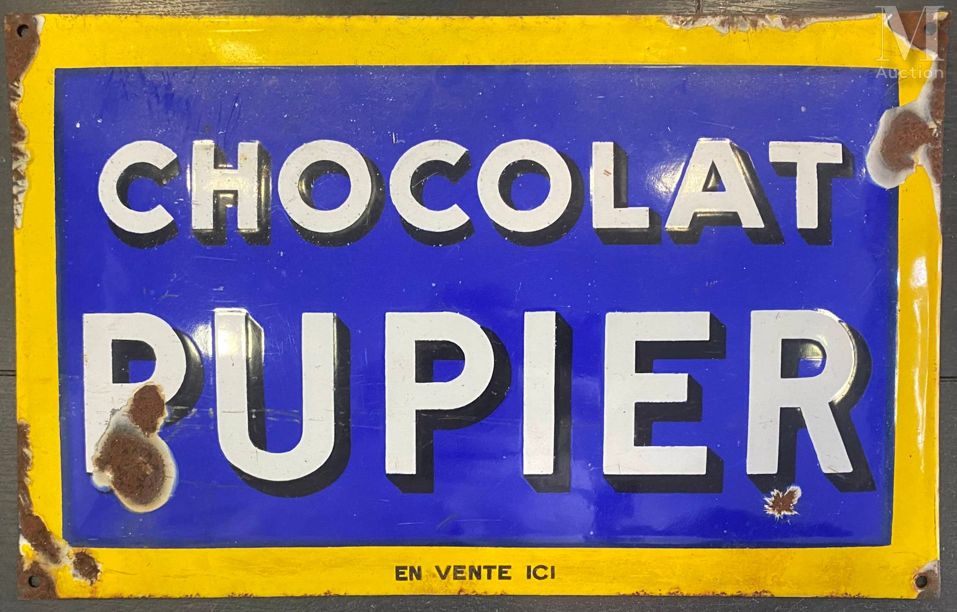 Plaque émaillée Pupier Chocolate

Enameled plate
27 x 43,5 cm
(Rust and missing &hellip;