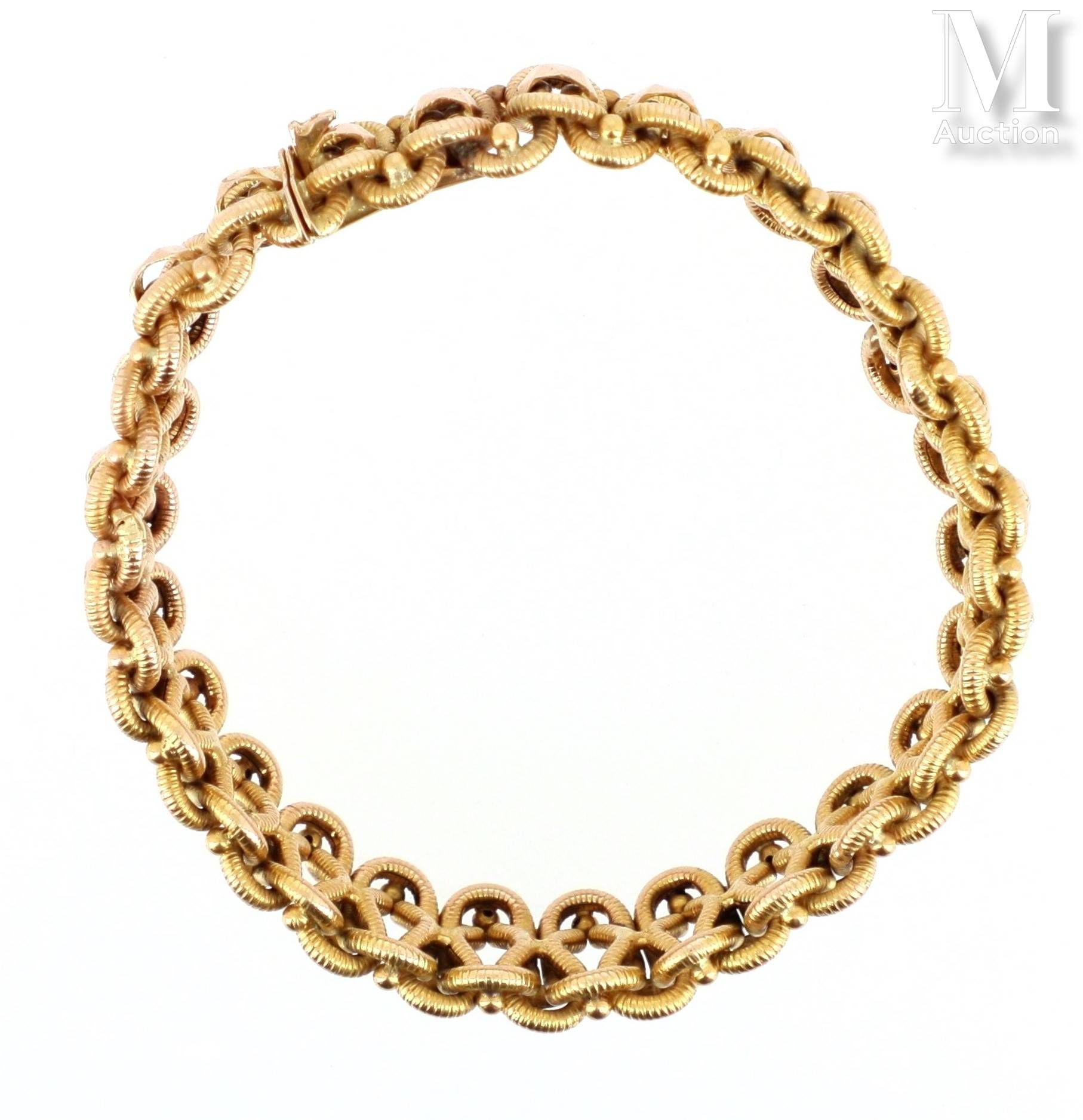 Bracelet or XIXème siècle 18K黄金（千分之七十五）弹性手镯，由螺旋状交错组成，并由18K玫瑰金的弧形和刻面环连接。安全链。19世纪下&hellip;