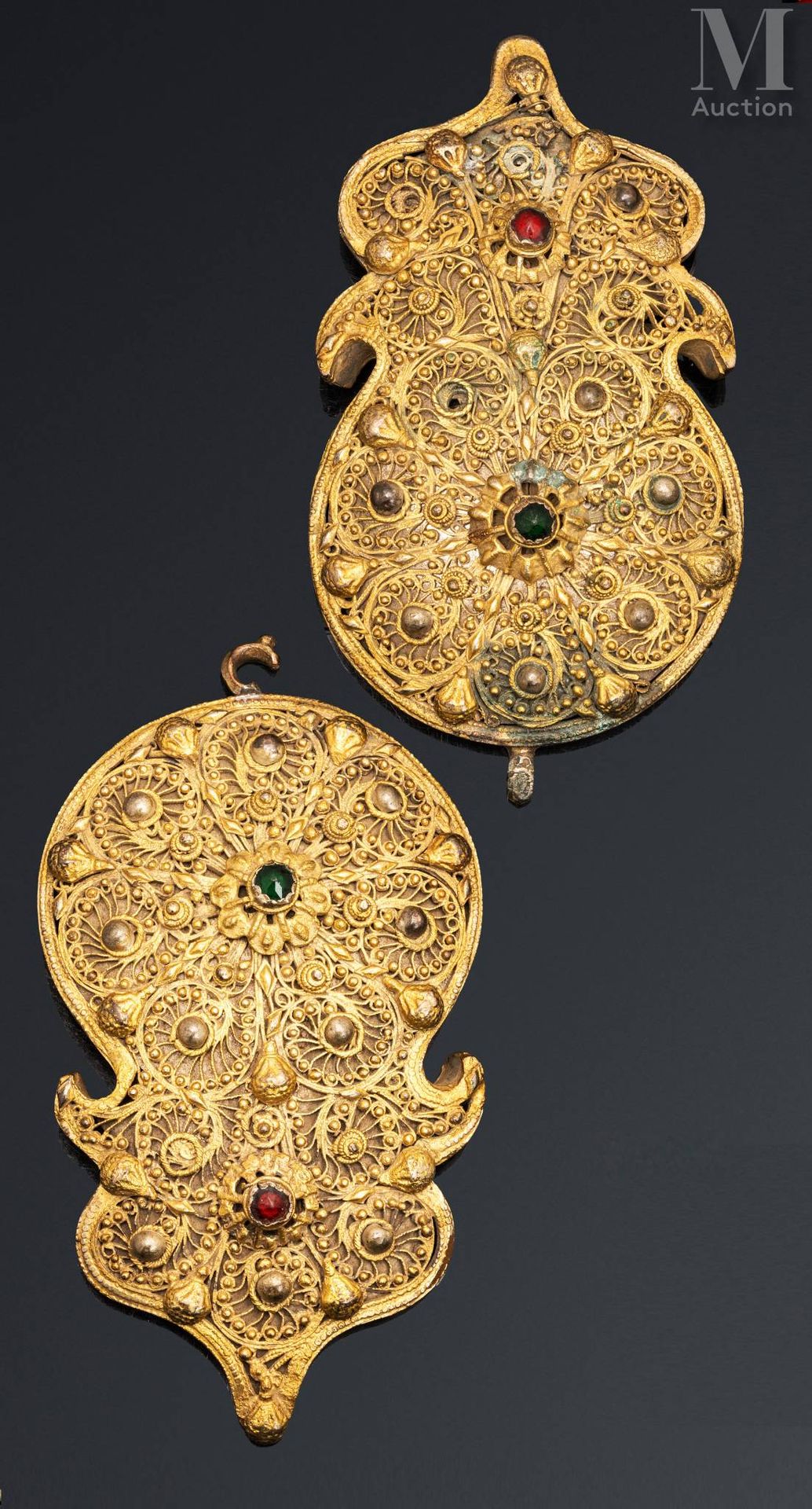 Boucle de ceinture Empire ottoman, Balkans, XIXe siècle
En métal doré, à plaques&hellip;