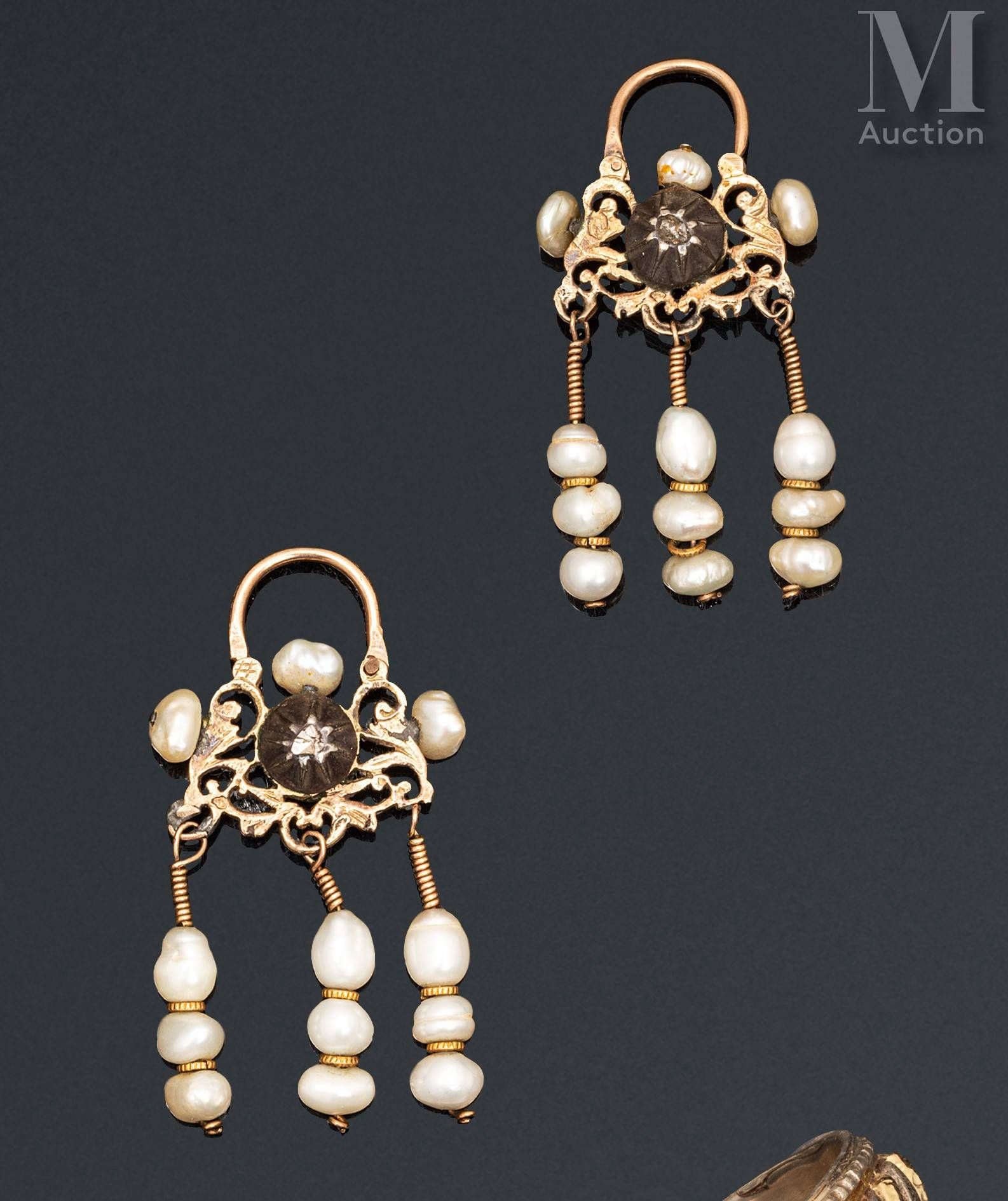 Paire de boucles d'oreille North Africa, 19th century.
Gold and silver, with ope&hellip;