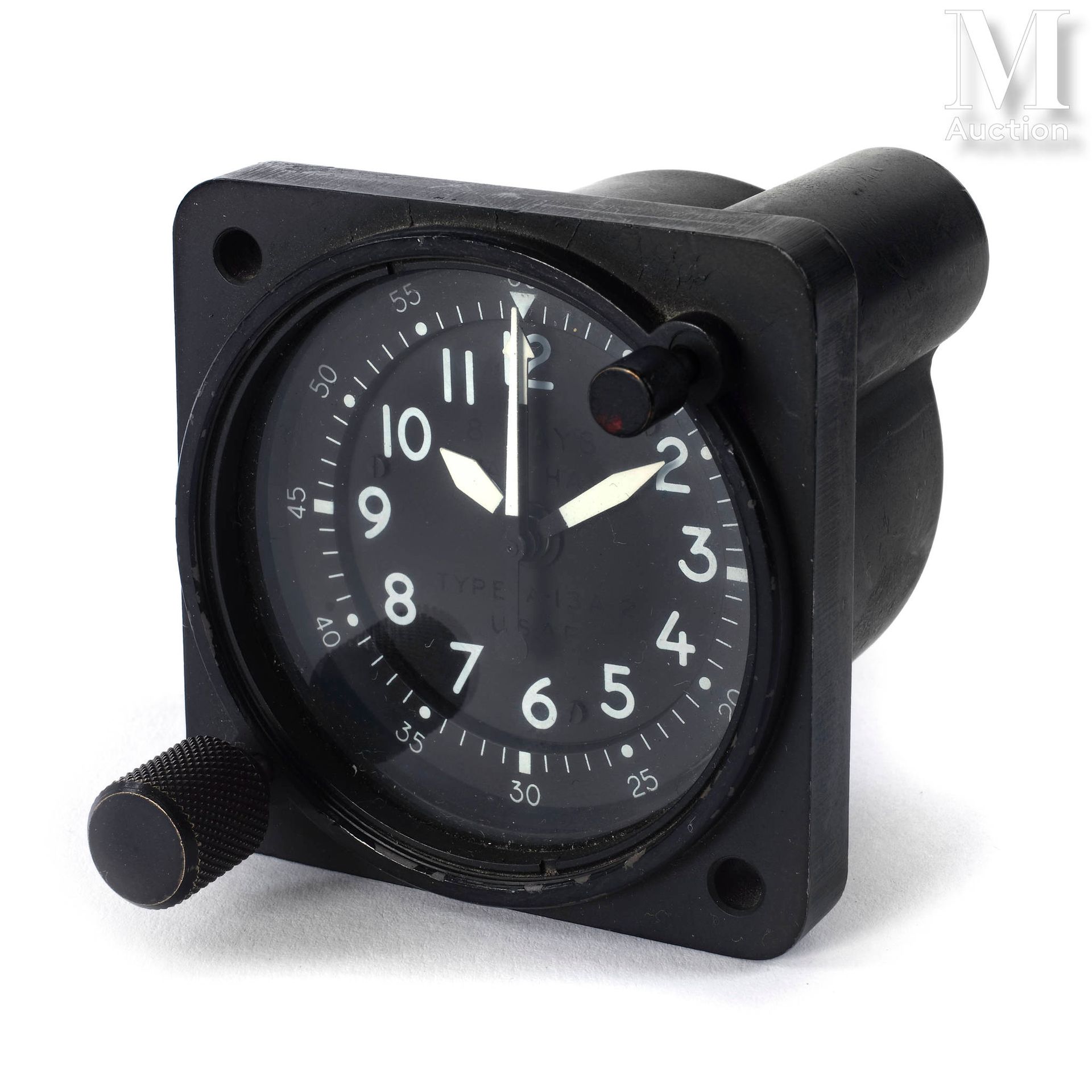 Waltham 8 Days
Type A13-2
Crusader aircraft clock
Black PVD-coated steel case 
B&hellip;