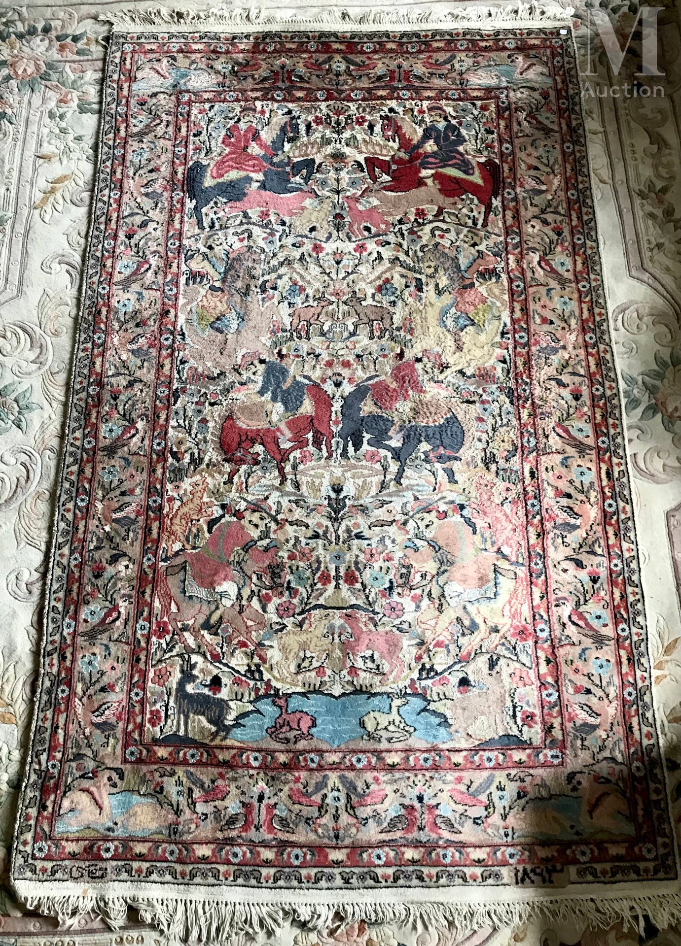 Tapis Persian rectangular wool and silk, probably from Pakistan, with rich polyc&hellip;