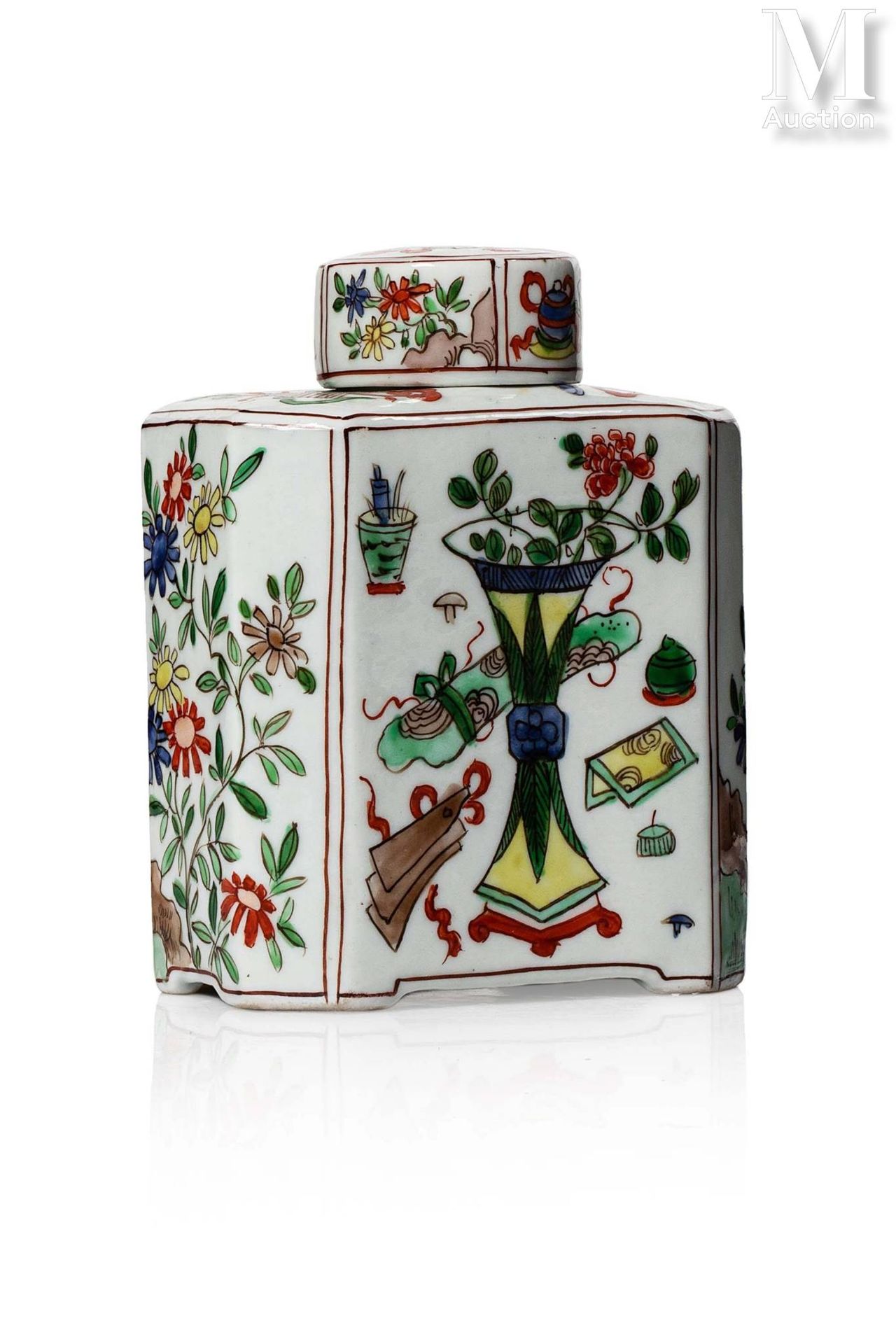 FRANCE, SAMSON, XIXe, dans le gout chinois Pot à thé en porcelaine

à décor de m&hellip;