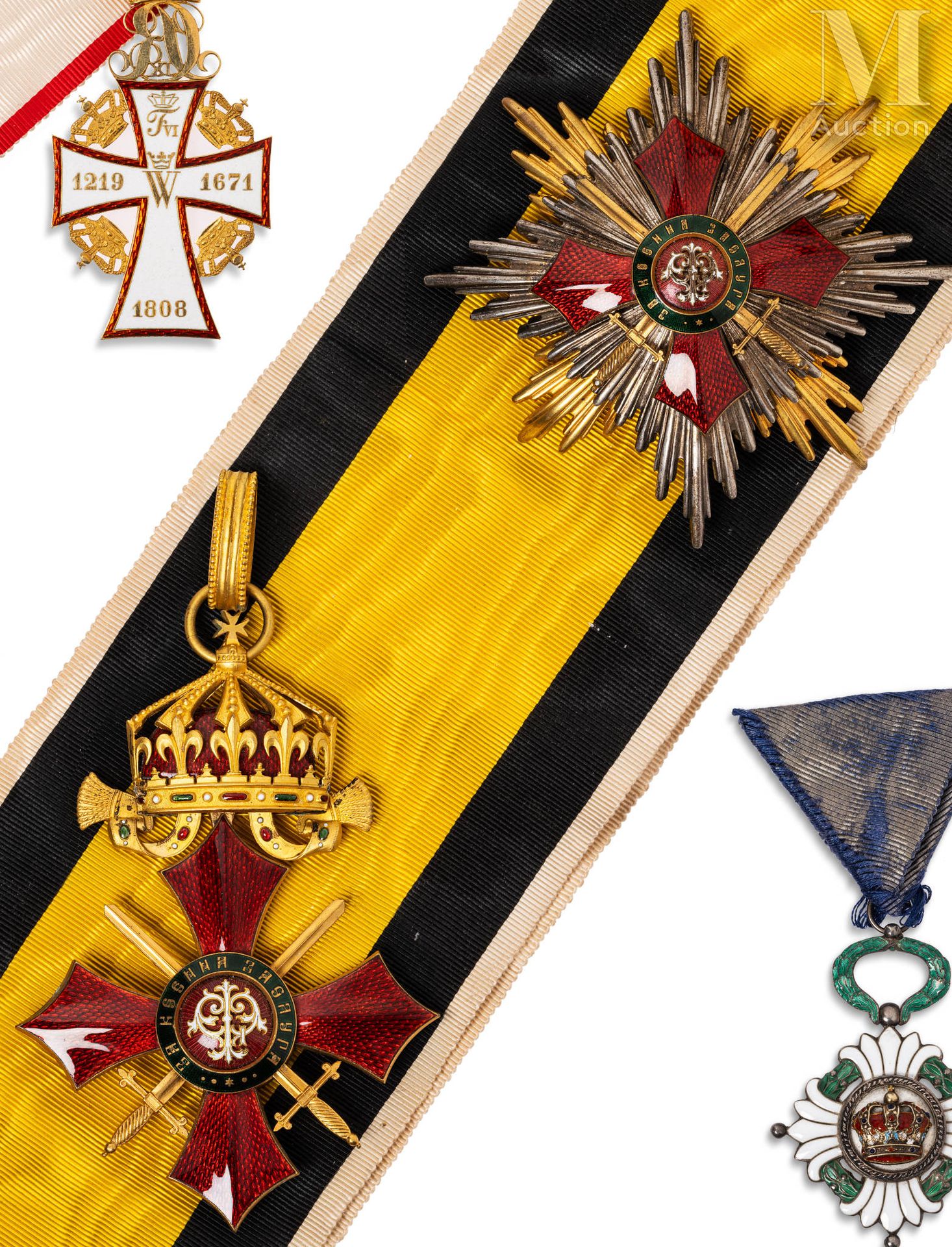 BULGARIE Ensemble complet de 1e classe (grand-croix) de l’Ordre du Mérite milita&hellip;