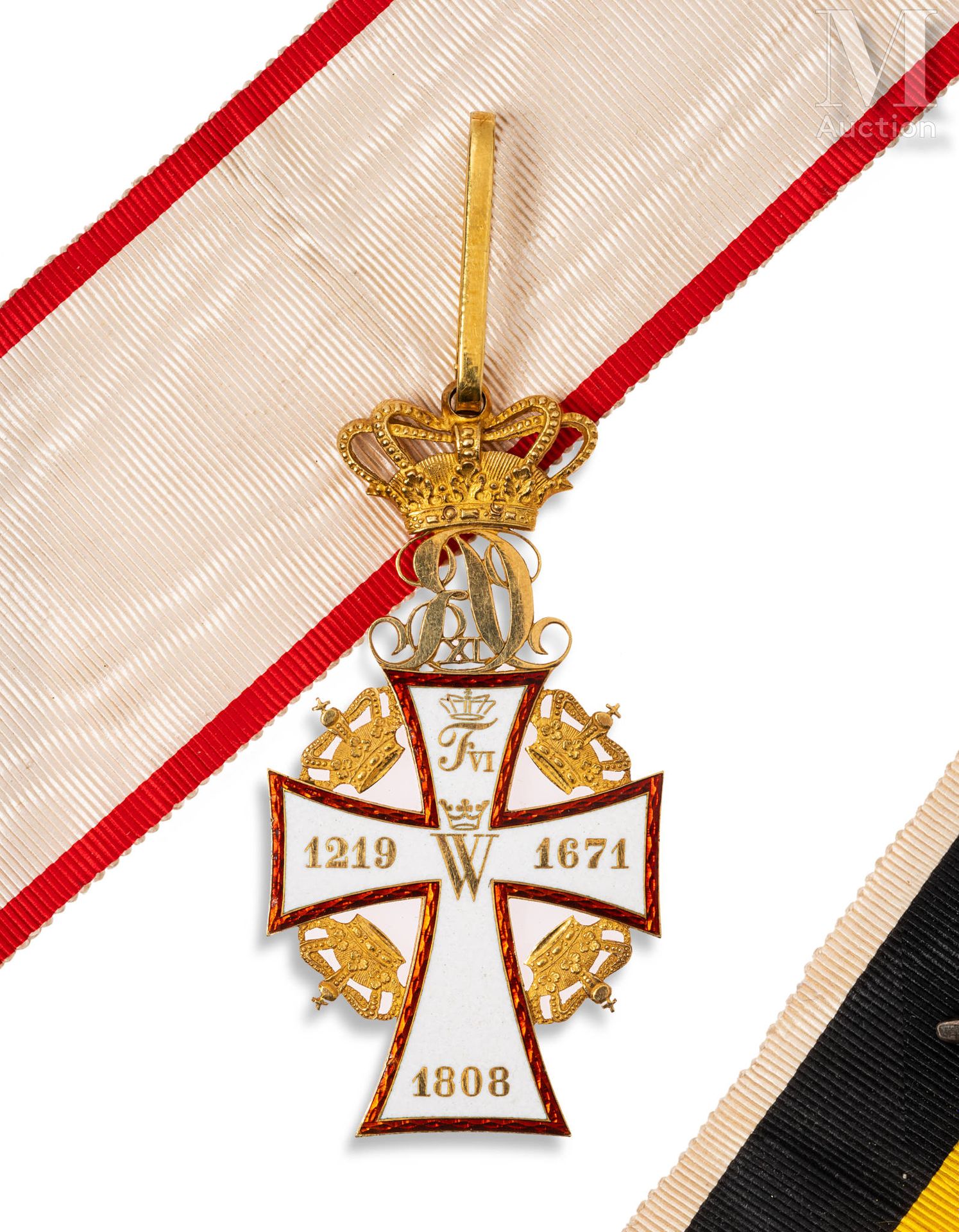 DANEMARK Croix de commandeur de l’Ordre du Dannebrog en or (750 millièmes) et ém&hellip;