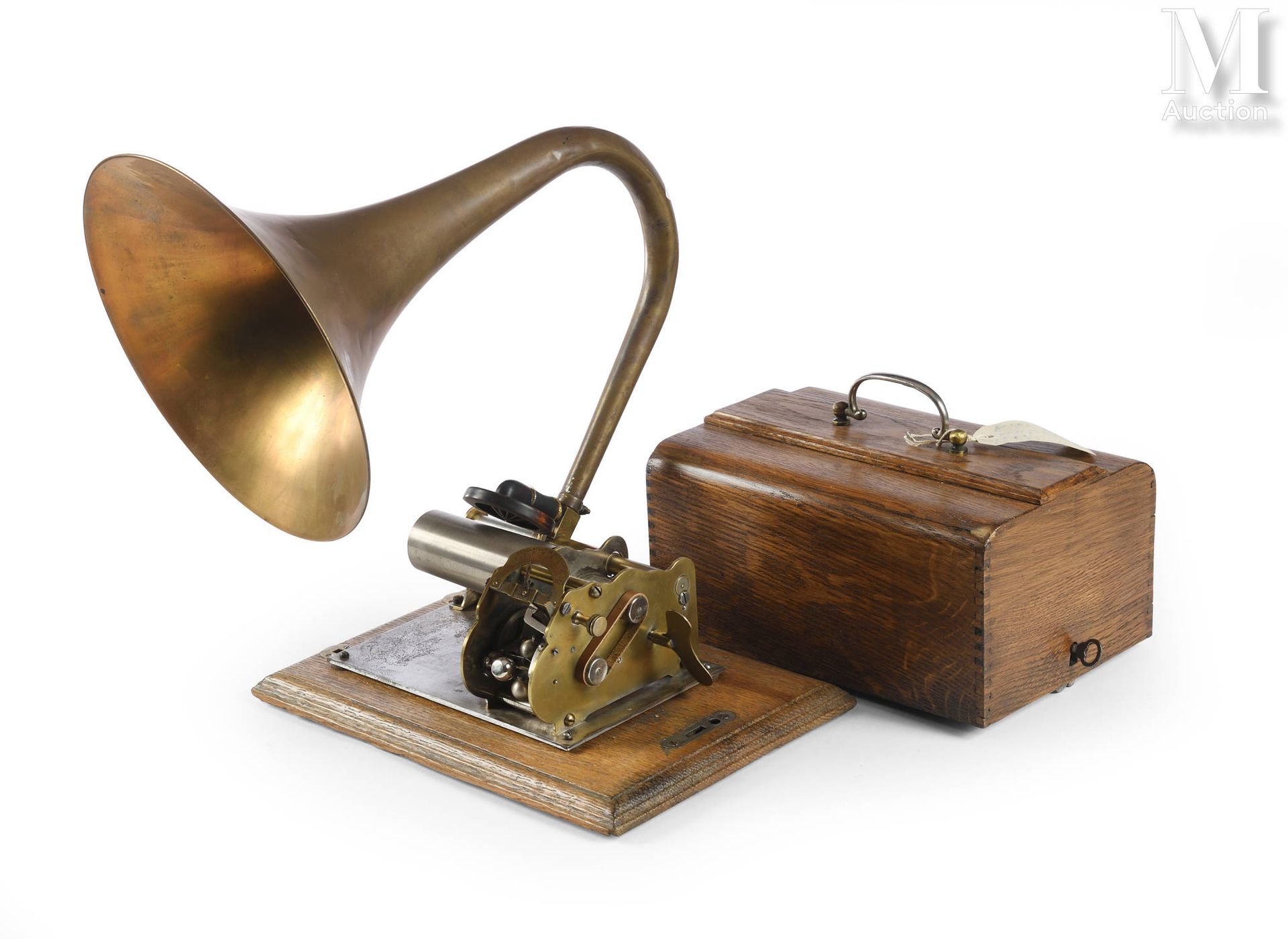PHONOGRAPHE - IDEAL Phonographe à cylindre, avec couvercle, pavillon cor de chas&hellip;