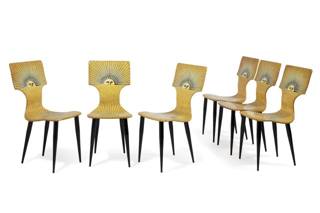 Null Piero FORNASETTI ( 1913 - 1988 ) 
Suite de six chaises modèle "Sole" en boi&hellip;