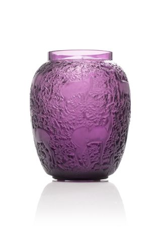 Null René LALIQUE (1860 - 1945) France
Vase « Biches »
Vase en verre soufflé-mou&hellip;