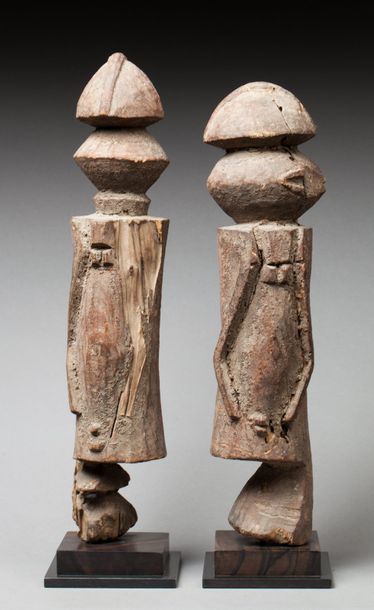 Null Intéressante paire de statues rituelles "Tau-Kendoa" présentant deux person&hellip;