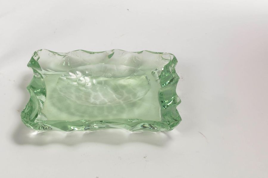 Null FONTANA ARTE
Coupe en verre translucide vert dégagé au burin et partielleme&hellip;
