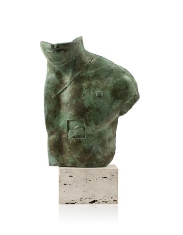 Null Igor MITORAJ (1944-2014) 
Asclépios, 1988 
Bronze patiné et socle en pierre&hellip;