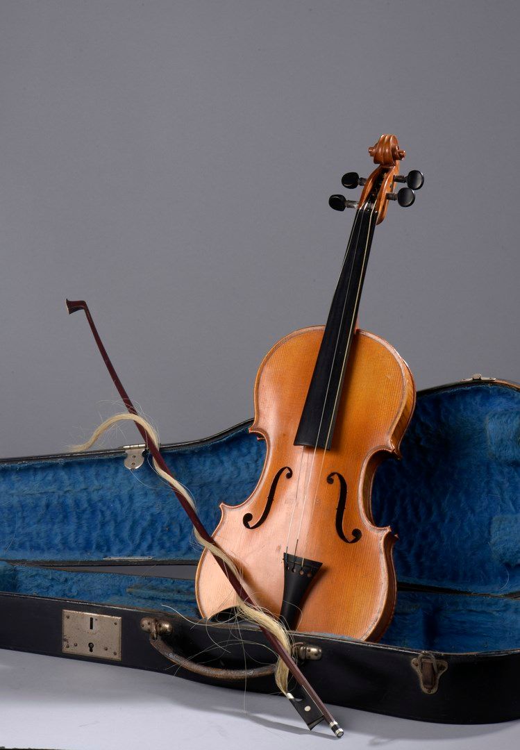 Null 
MIRECOURT 4/4 Violine aus den 1930er bis 1940er Jahren



Apokryphes Etike&hellip;