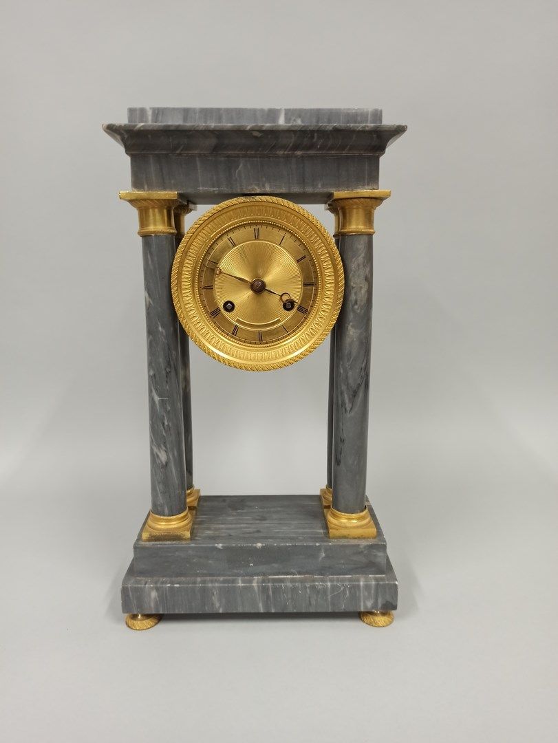 Null A turquoise blue marble portico clock with four columns and a gilt bronze b&hellip;