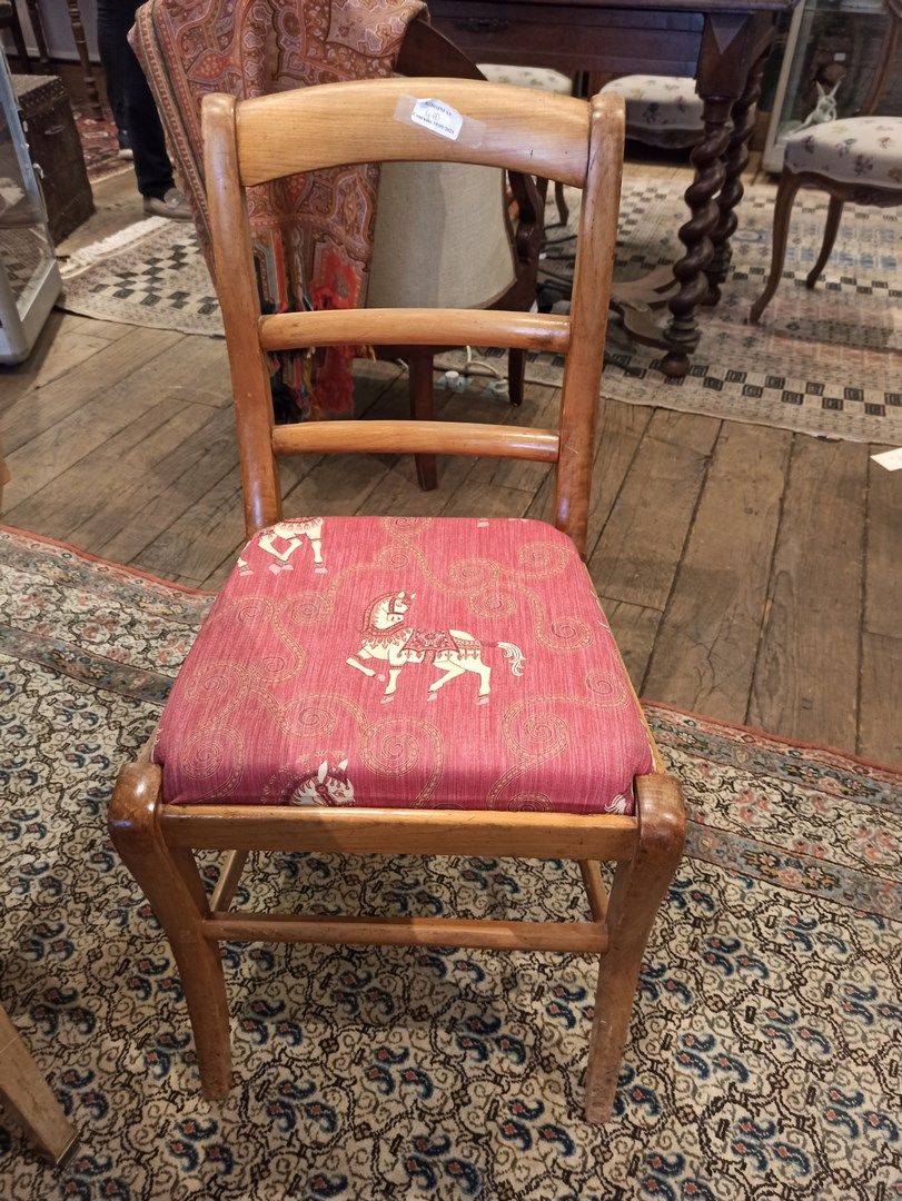 Null Sei sedie del XIX secolo con barre.