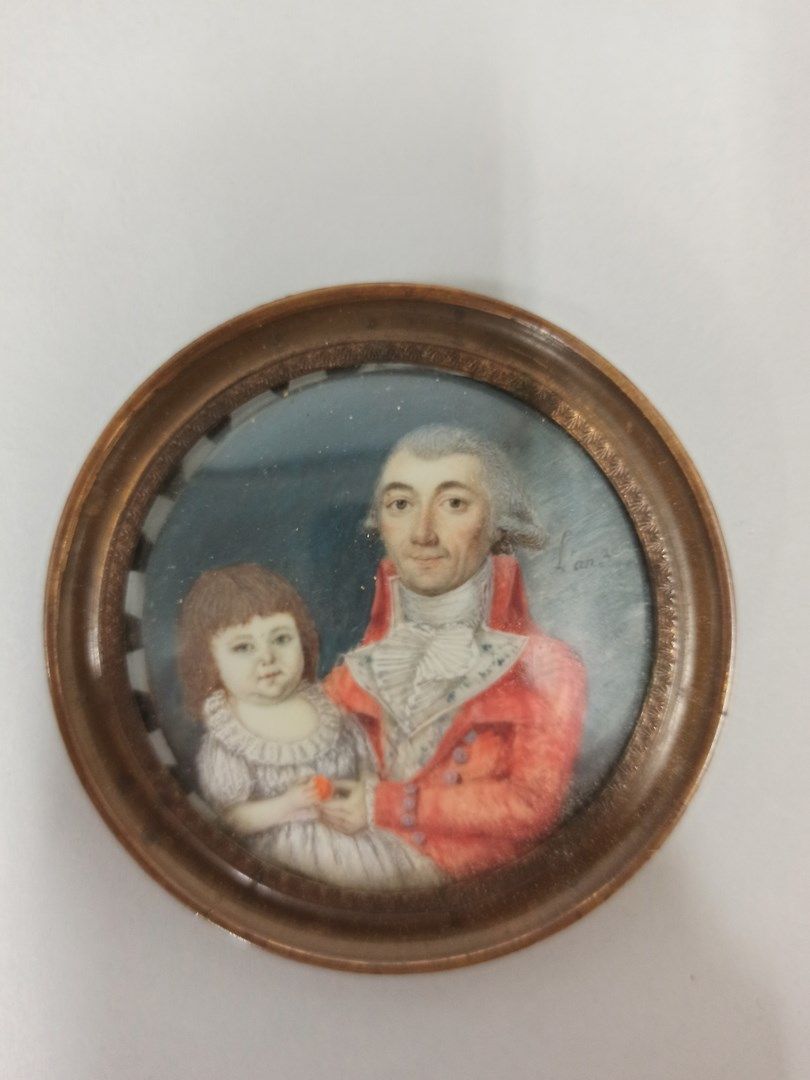 Null 19世纪初的法国学校。

一个穿着红色夹克的男人和一个孩子的肖像。

水粉画上的微型画，日期为L'an 3（1795）。

直径：5厘米