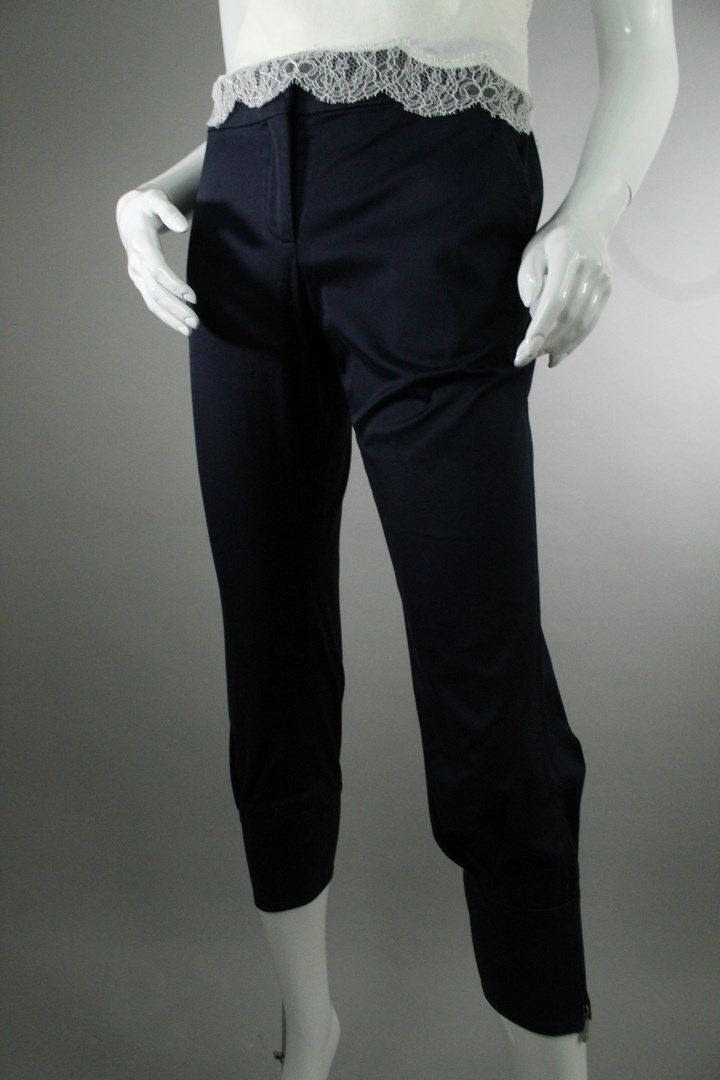 Null CELINE



Navy blue corset in cotton blend, two italian pockets on each sid&hellip;