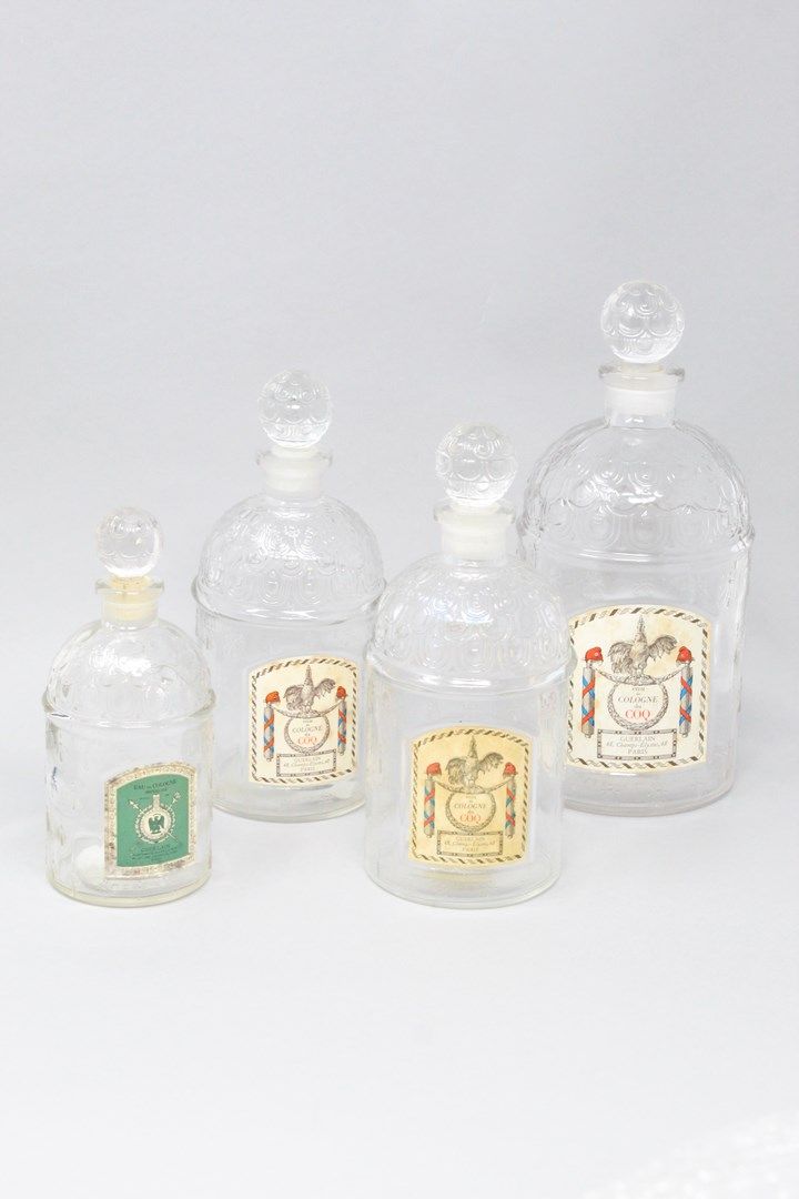 Null GUERLAIN 

Set of four glass bottles of Eau de Cologne du Coq (x3) and Eau &hellip;