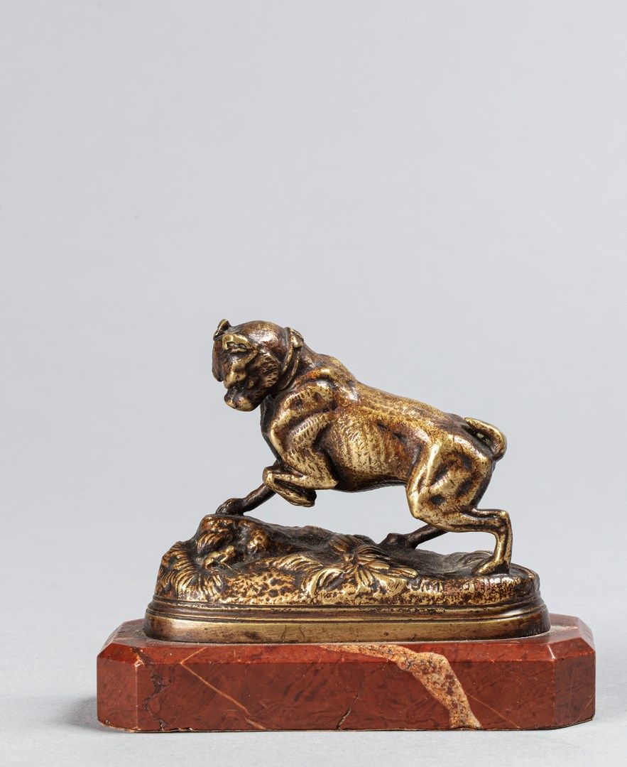 Null 莫尼耶兹-儒勒，1835-1894

在青蛙面前的斗牛犬

带有棕色铜锈的青铜组（铜锈和氧化的重要磨损），遗留版铸在格里特大理石底座上（底座有小缺口）&hellip;