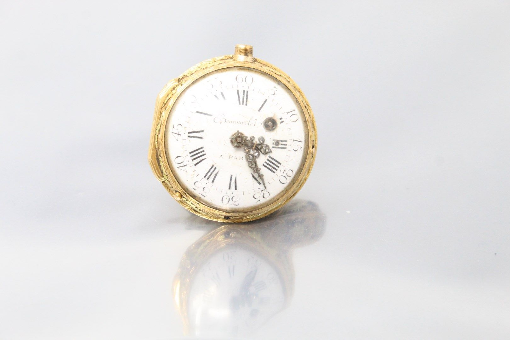 Null BEAUVARLET in Paris

Late 18th century

Gold watch with striking. Round cas&hellip;