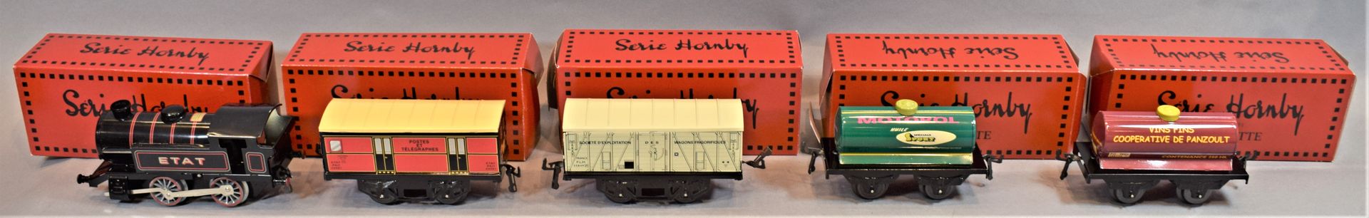 Null Serie HACHETTE HORNBY 

Lokomotive und Güterwagen, Maßstab "O":



- Dampfl&hellip;