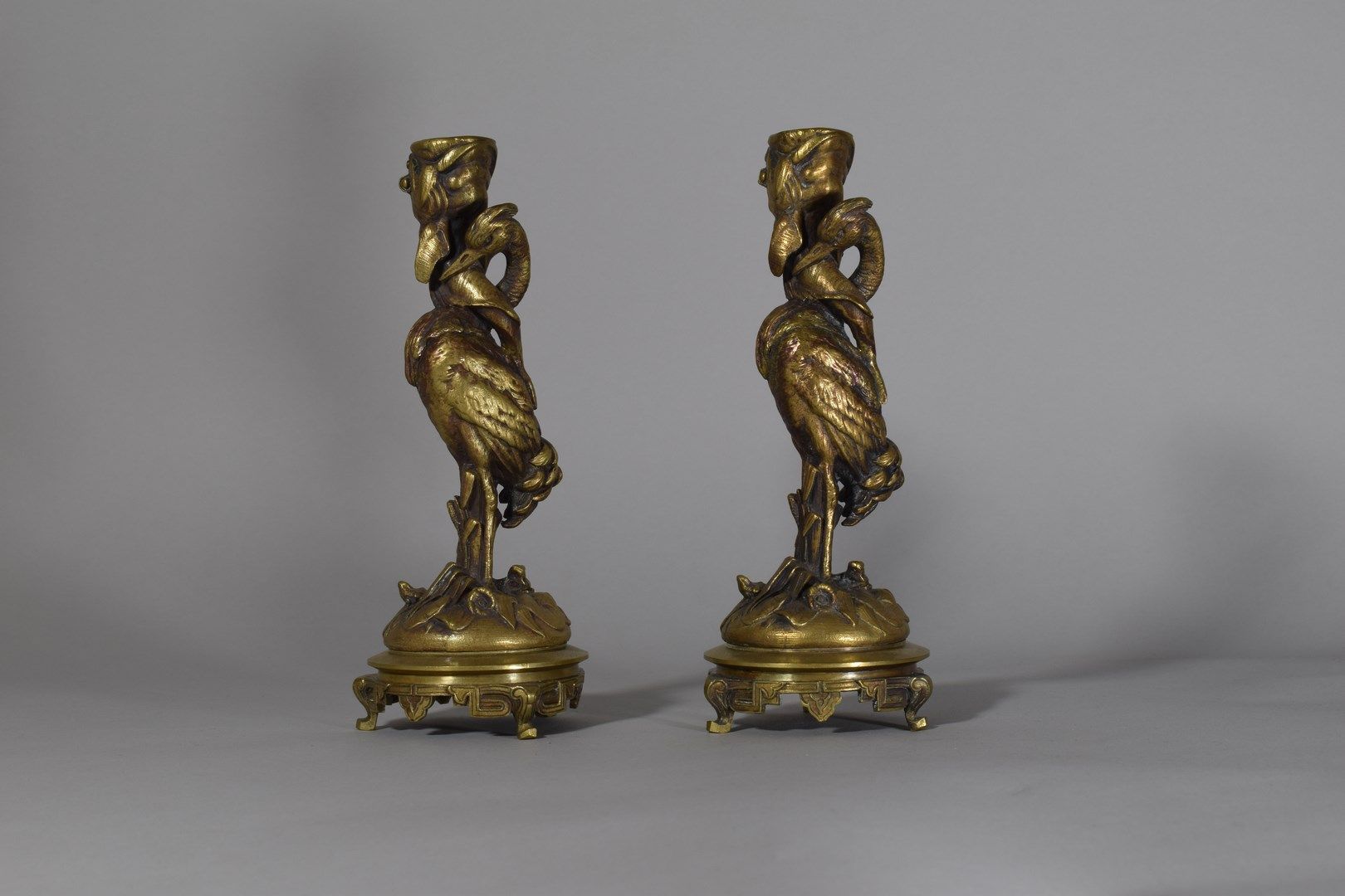 Null A pair of ormolu candlesticks decorated with heron and small frogs

H: 21,5&hellip;