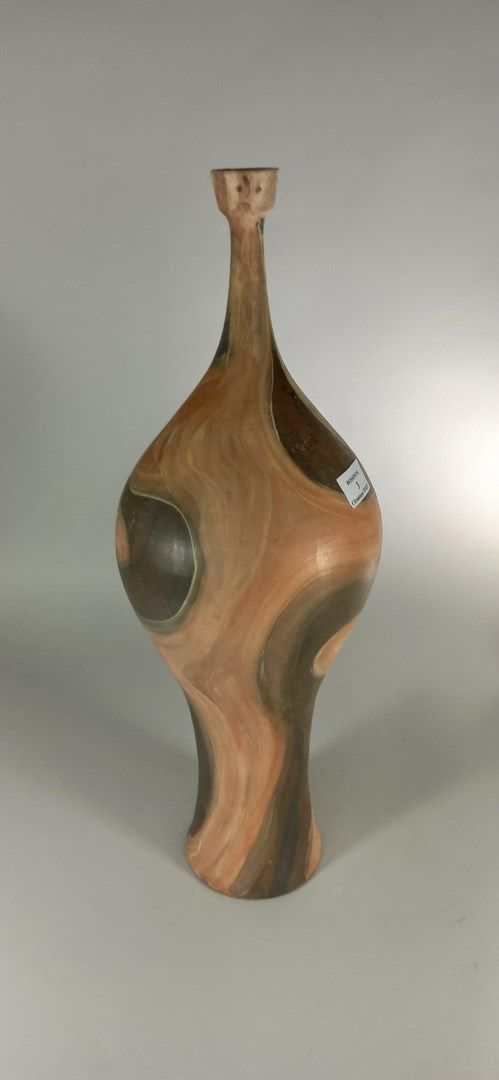 Null AGARD Jules (1905 -1986)

Vase sculpture de femme.

Terre de Vallauris, sig&hellip;