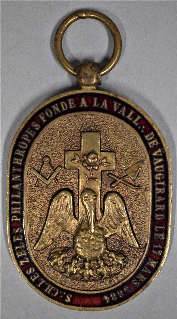 Null 沃吉拉德山谷热心的慈善家们的君主章奖章。

5884年3月17日。

黄铜和珐琅。

H.6厘米