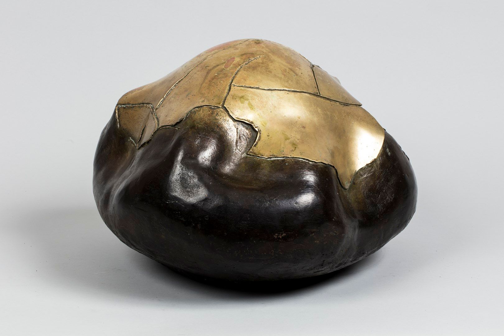 Null TULLIO Anita, 1935-2014

Meteor, 1974

bronce con dos pátinas de oro y marr&hellip;