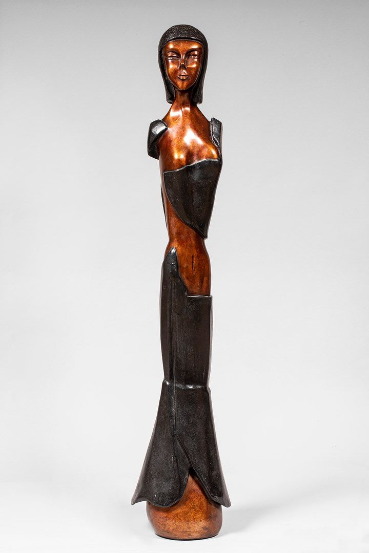 Null TULLIO Anita, 1935-2014

女神

棕色和黑色铜锈的大铜器，编号1/2（有氧化的痕迹和小的划痕痕迹），背面：A. Tullio。&hellip;