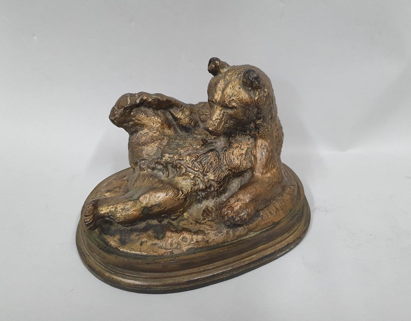 Null BARYE Antoine-Louis, after

Seated Bear

Resin with light brown patina imit&hellip;