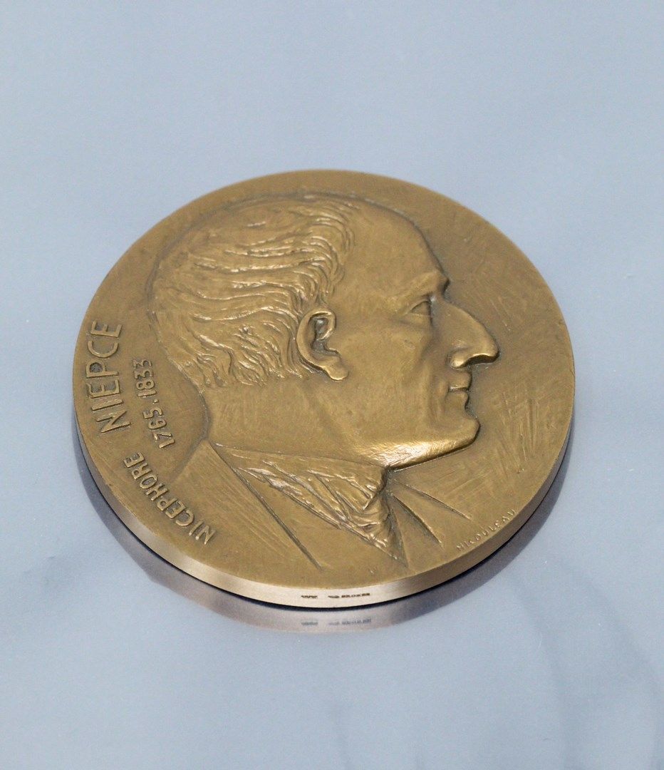 Null Médaille en bronze

Avers en rond de bosse : profil droit de Nicephore NIEP&hellip;